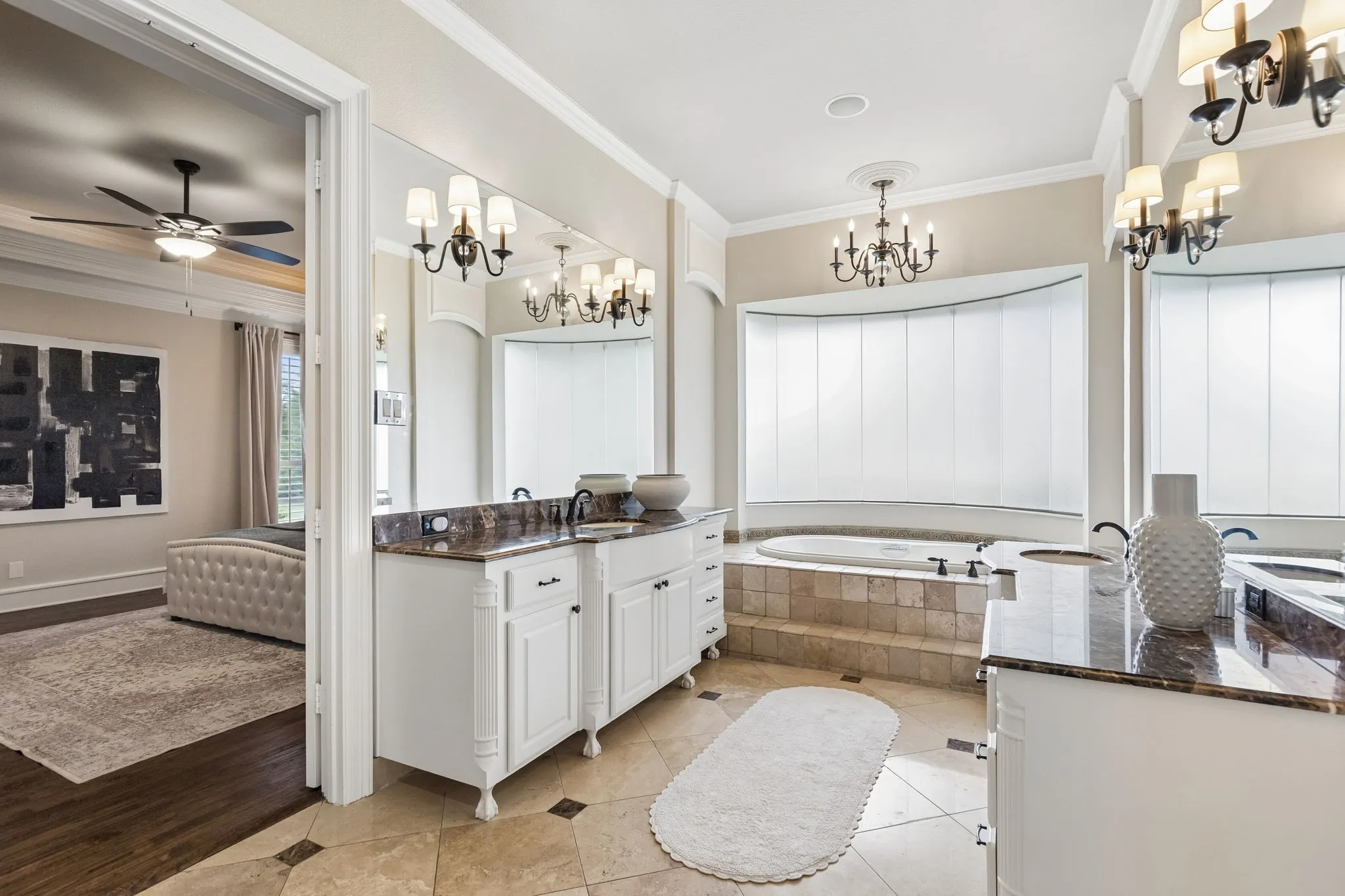 Single Family Residence For Sale in Rockwall County , 156 Stoneleigh Drive, Heath, Texas 75032, 4 Bedroom, 4 Bathroom, 3 Garage spaces, 4,260 Sqft, built in 2002, Preowned, mls#21238044, Real Estate Agent in Heath, Homes For Sale in Rockwall county, Homes For Sale in Heath, Realtor in Heath Texas, Real Estate Brokerage Independent Realty Texas, Luminita Cordes Realtor
