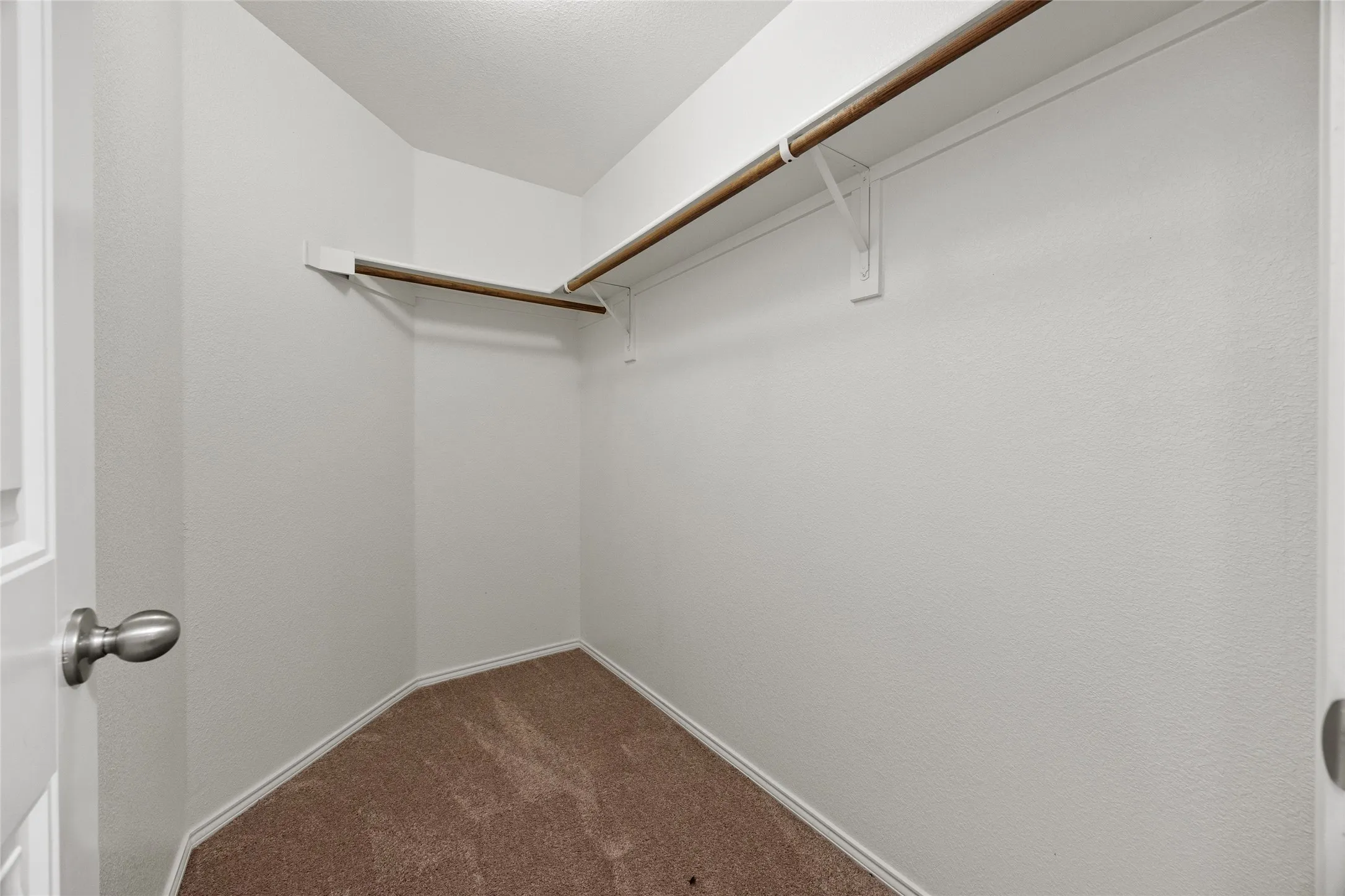 Single Family Residence For Sale in Rockwall County , 2492 Saldana Drive, Fate, Texas 75189, 4 Bedroom, 2 Bathroom, 2 Garage spaces, 1,609 Sqft, built in 2017, Preowned, mls#21255149, Real Estate Agent in Fate, Homes For Sale in Rockwall county, Homes For Sale in Fate, Realtor in Fate Texas, Real Estate Brokerage Independent Realty Texas, Luminita Cordes Realtor