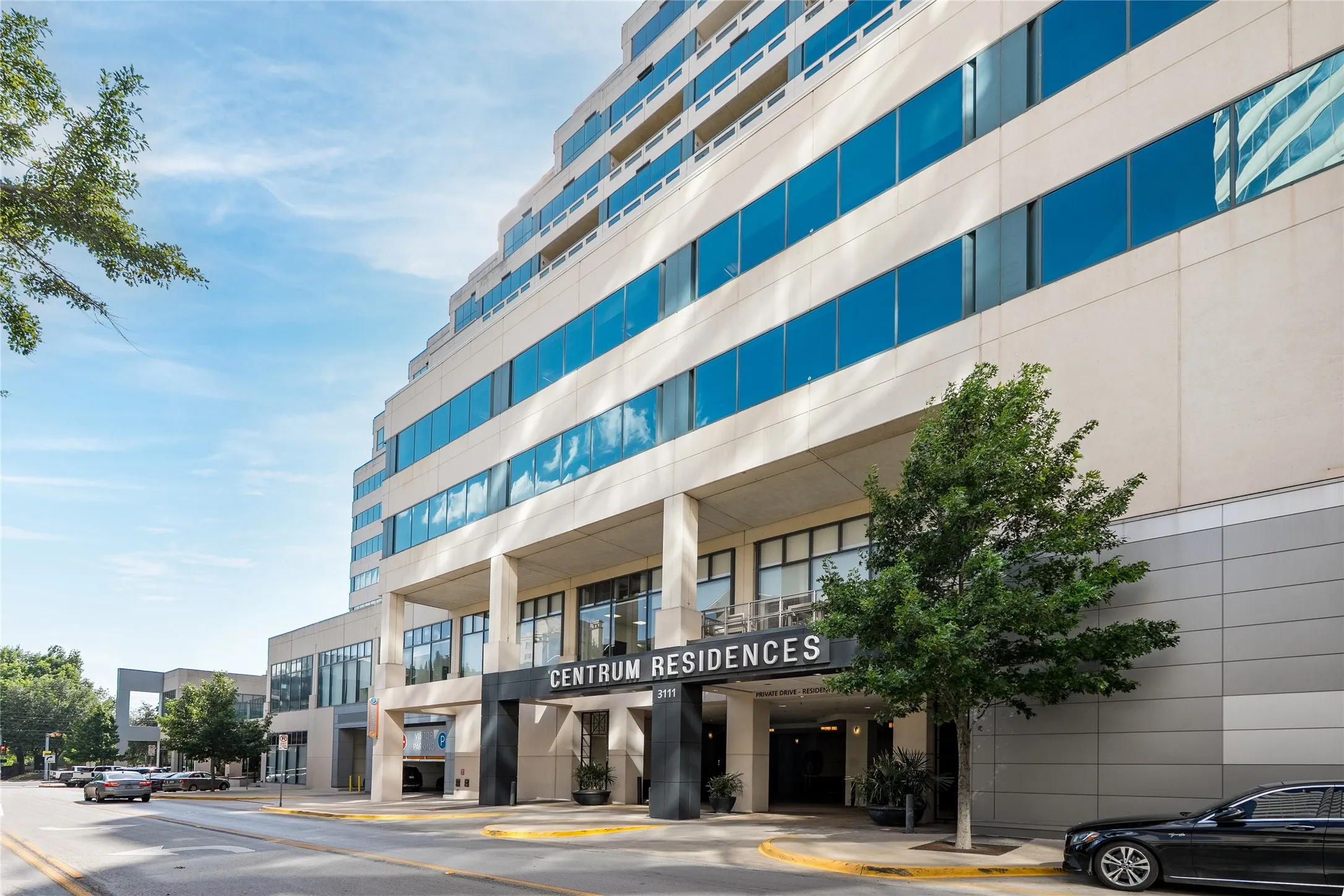 Condominium For Rent in Dallas County , 3111 Welborn Street 1201, Dallas, Texas 75219, 2 Bedroom, 3 Bathroom, 2 Garage spaces, 2,111 Sqft, built in 1985, Preowned, mls#21252197, Real Estate Agent in Dallas, Homes For Rent in Dallas county, Homes For Rent in Dallas, Realtor in Dallas Texas, Real Estate Brokerage Independent Realty Texas, Luminita Cordes Realtor