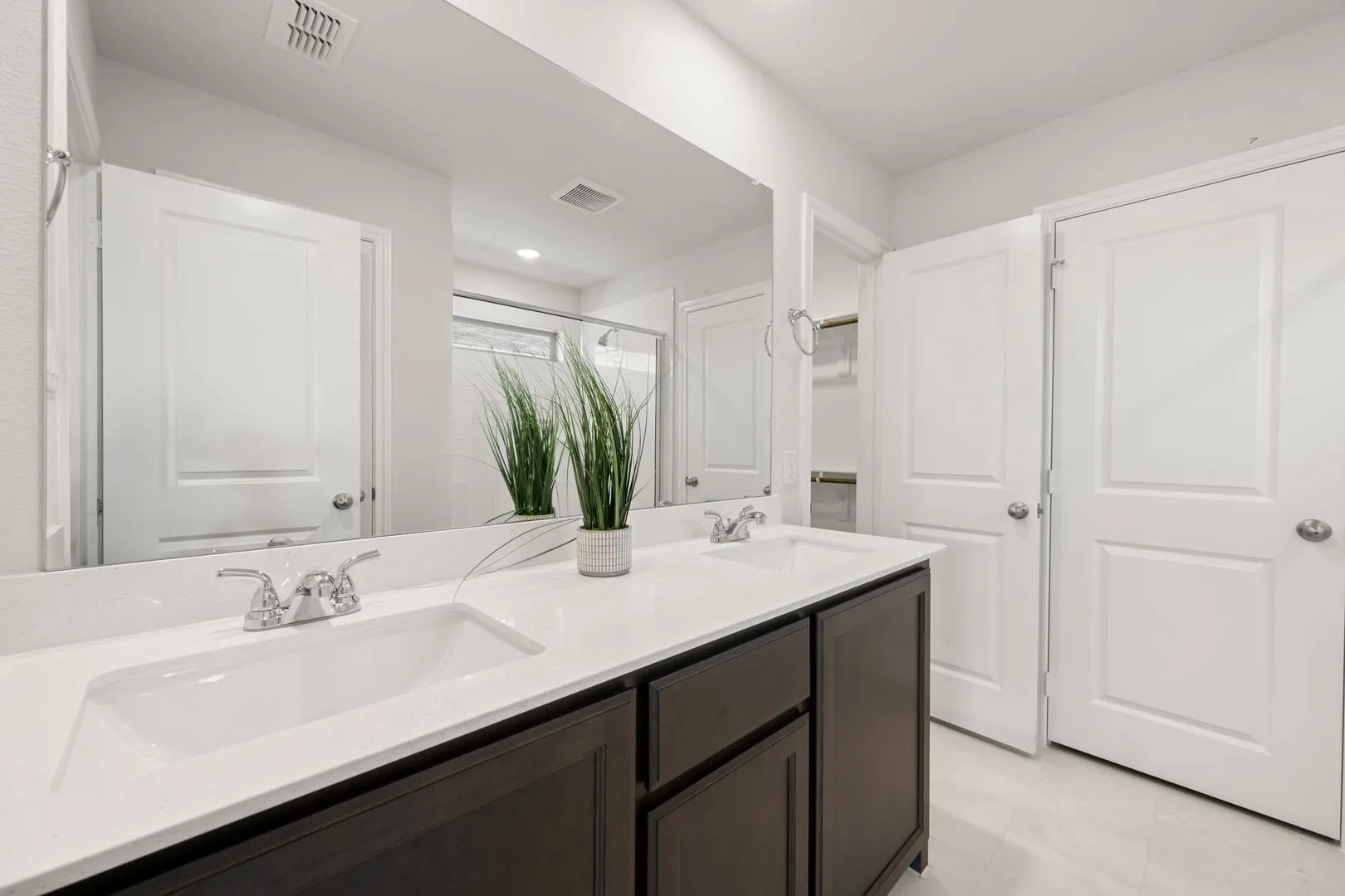 15004 Amantes-Primary Suite-3