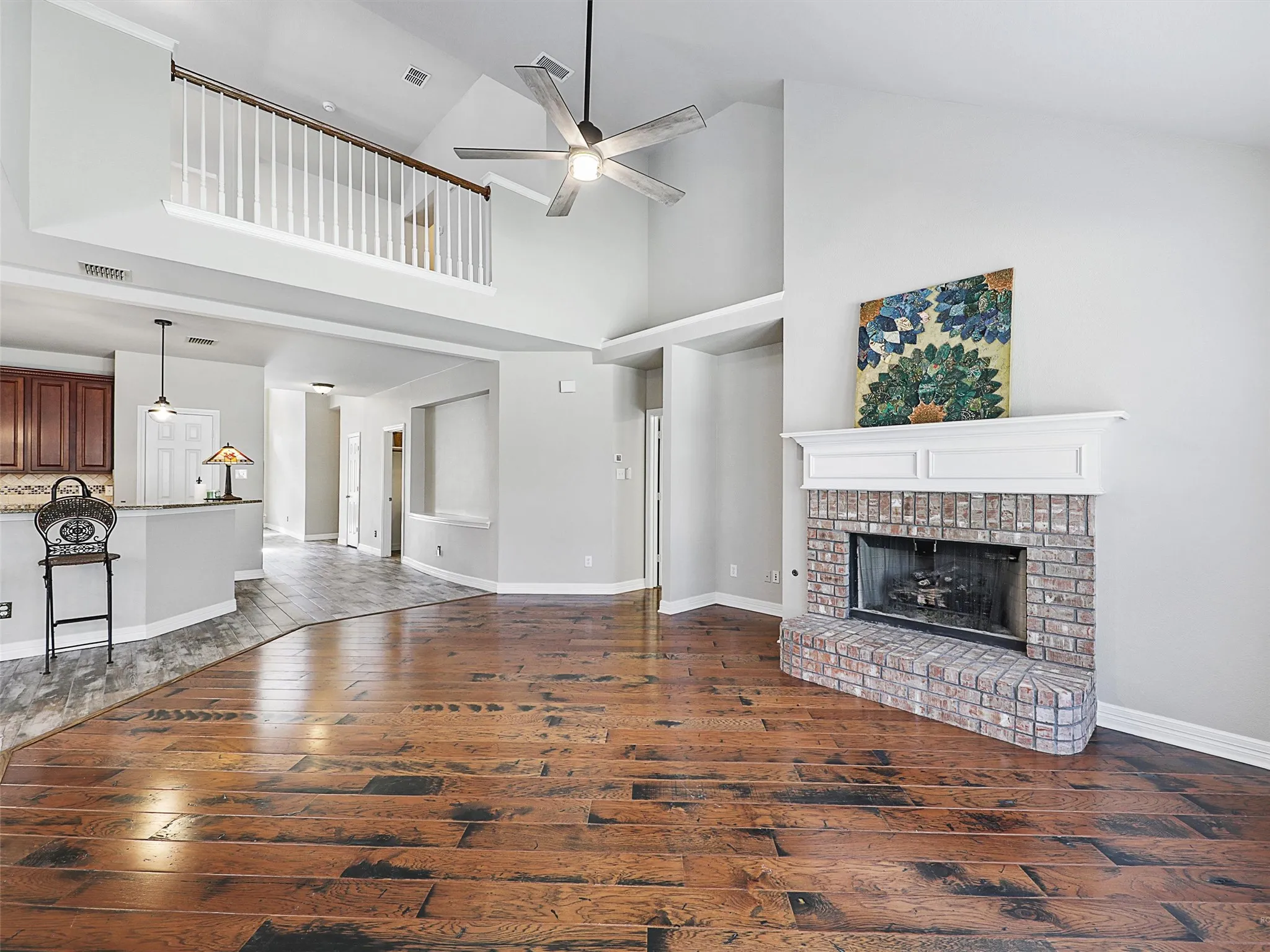 Single Family Residence For Sale in Denton County , 2428 Windgate Lane, Frisco, Texas 75033, 3 Bedroom, 3 Bathroom, 2 Garage spaces, 2,812 Sqft, built in 2000, Preowned, mls#21254363, Real Estate Agent in Frisco, Homes For Sale in Denton county, Homes For Sale in Frisco, Realtor in Frisco Texas, Real Estate Brokerage Independent Realty Texas, Luminita Cordes Realtor