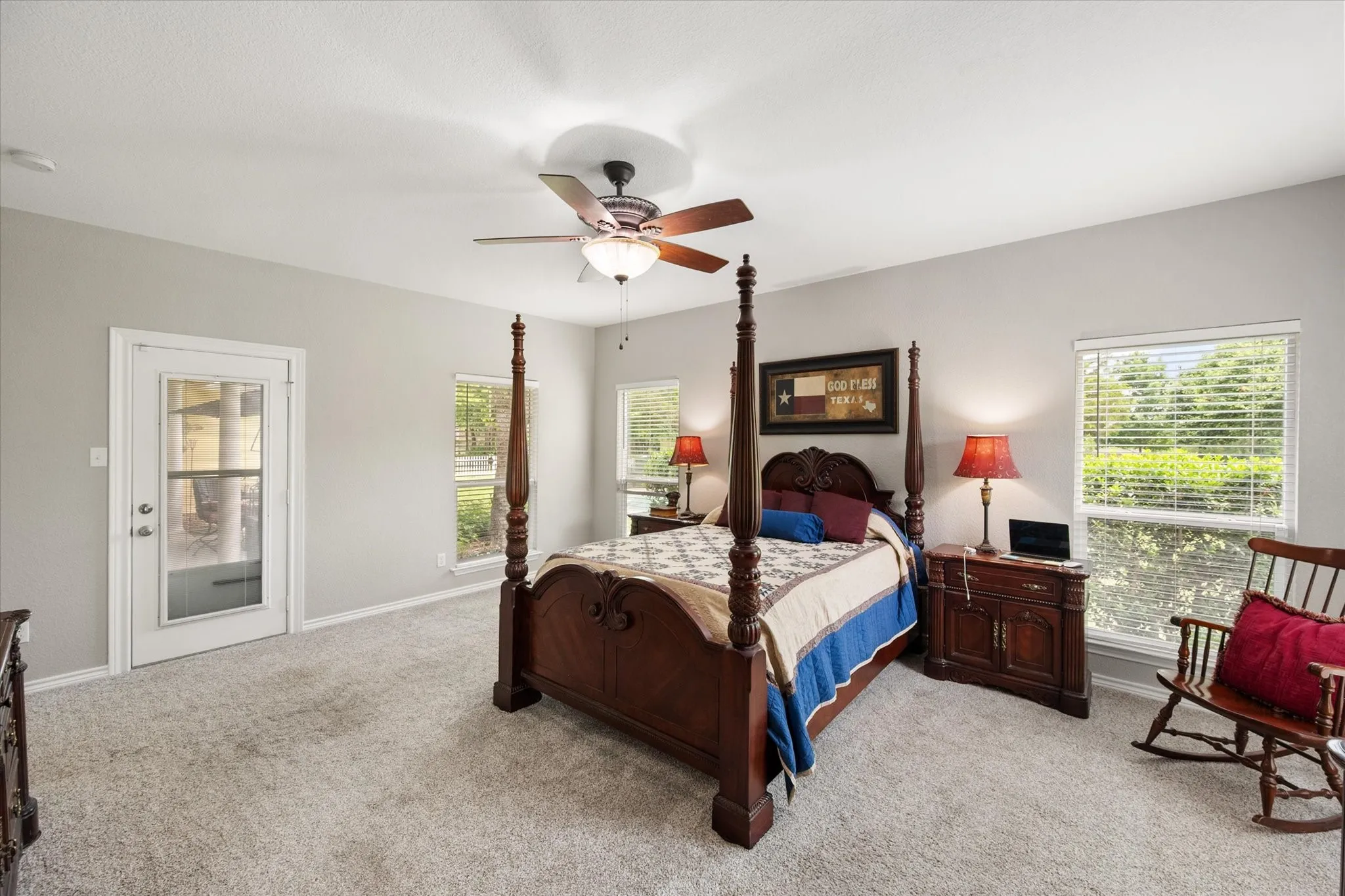 Single Family Residence For Sale in Tarrant County , 801 Seeton Road, Mansfield, Texas 76063, 4 Bedroom, 4 Bathroom, 2 Garage spaces, 2,940 Sqft, built in 2000, Preowned, mls#21254778, Real Estate Agent in Mansfield, Homes For Sale in Tarrant county, Homes For Sale in Mansfield, Realtor in Mansfield Texas, Real Estate Brokerage Independent Realty Texas, Luminita Cordes Realtor