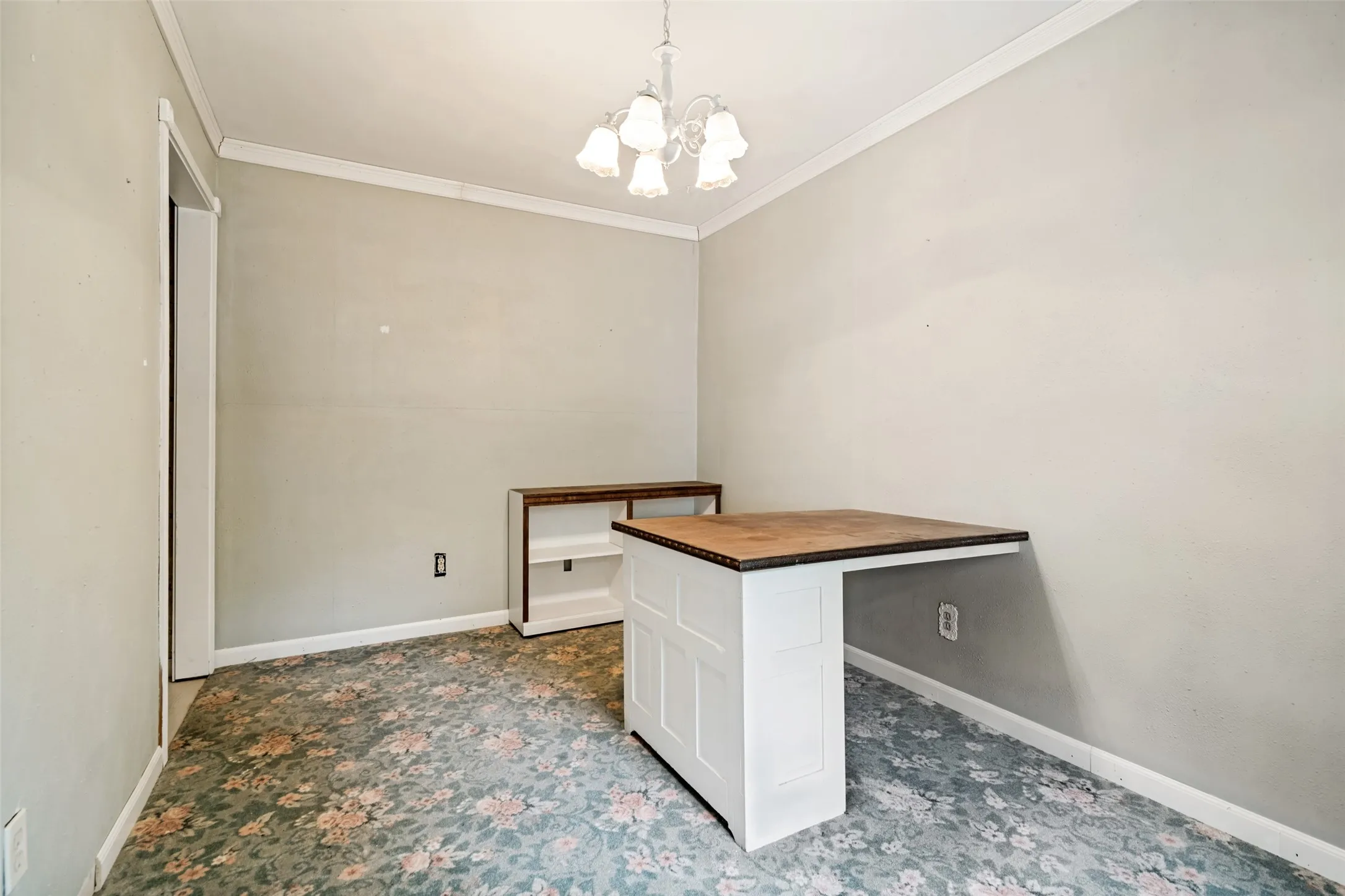 Single Family Residence For Sale in Hunt County , 10690 County Road 2450, Terrell, Texas 75160, 4 Bedroom, 4 Bathroom, 2 Garage spaces, 3,296 Sqft, built in 1994, Preowned, mls#21252210, Real Estate Agent in Terrell, Homes For Sale in Hunt county, Homes For Sale in Terrell, Realtor in Terrell Texas, Real Estate Brokerage Independent Realty Texas, Luminita Cordes Realtor