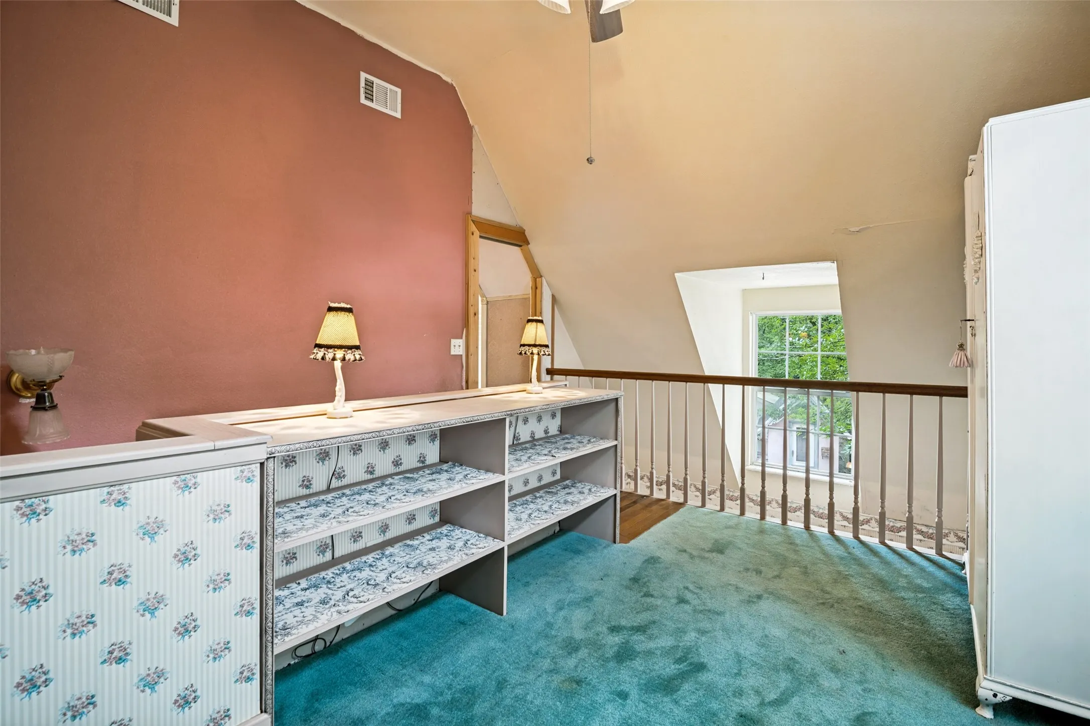 Single Family Residence For Sale in Hunt County , 10690 County Road 2450, Terrell, Texas 75160, 4 Bedroom, 4 Bathroom, 2 Garage spaces, 3,296 Sqft, built in 1994, Preowned, mls#21252210, Real Estate Agent in Terrell, Homes For Sale in Hunt county, Homes For Sale in Terrell, Realtor in Terrell Texas, Real Estate Brokerage Independent Realty Texas, Luminita Cordes Realtor