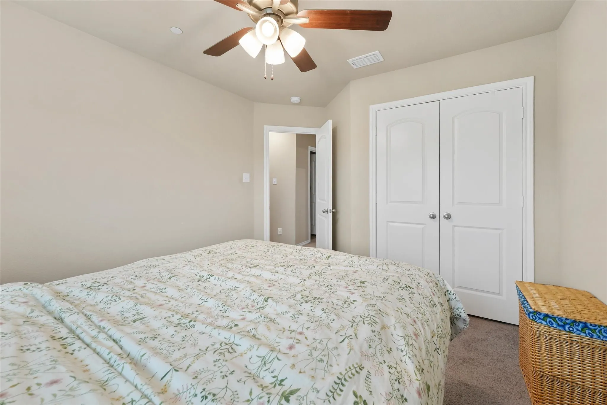 Single Family Residence For Rent in Dallas County , 2756 Baneberry Lane, Mesquite, Texas 75150, 3 Bedroom, 3 Bathroom, 2 Garage spaces, 1,712 Sqft, built in 2021, mls#21256835, Real Estate Agent in Mesquite, Homes For Rent in Dallas county, Homes For Rent in Mesquite, Realtor in Mesquite Texas, Real Estate Brokerage Independent Realty Texas, Luminita Cordes Realtor