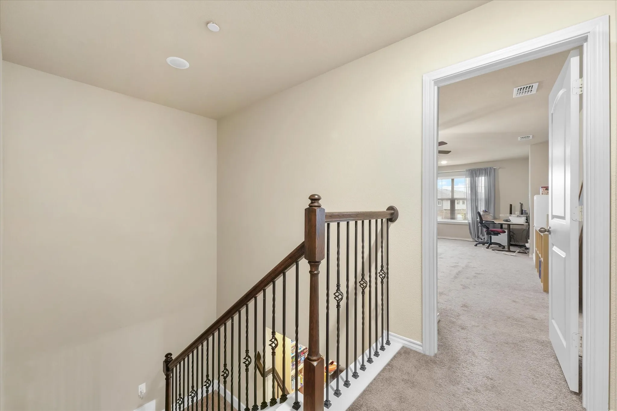 Single Family Residence For Rent in Dallas County , 2756 Baneberry Lane, Mesquite, Texas 75150, 3 Bedroom, 3 Bathroom, 2 Garage spaces, 1,712 Sqft, built in 2021, mls#21256835, Real Estate Agent in Mesquite, Homes For Rent in Dallas county, Homes For Rent in Mesquite, Realtor in Mesquite Texas, Real Estate Brokerage Independent Realty Texas, Luminita Cordes Realtor