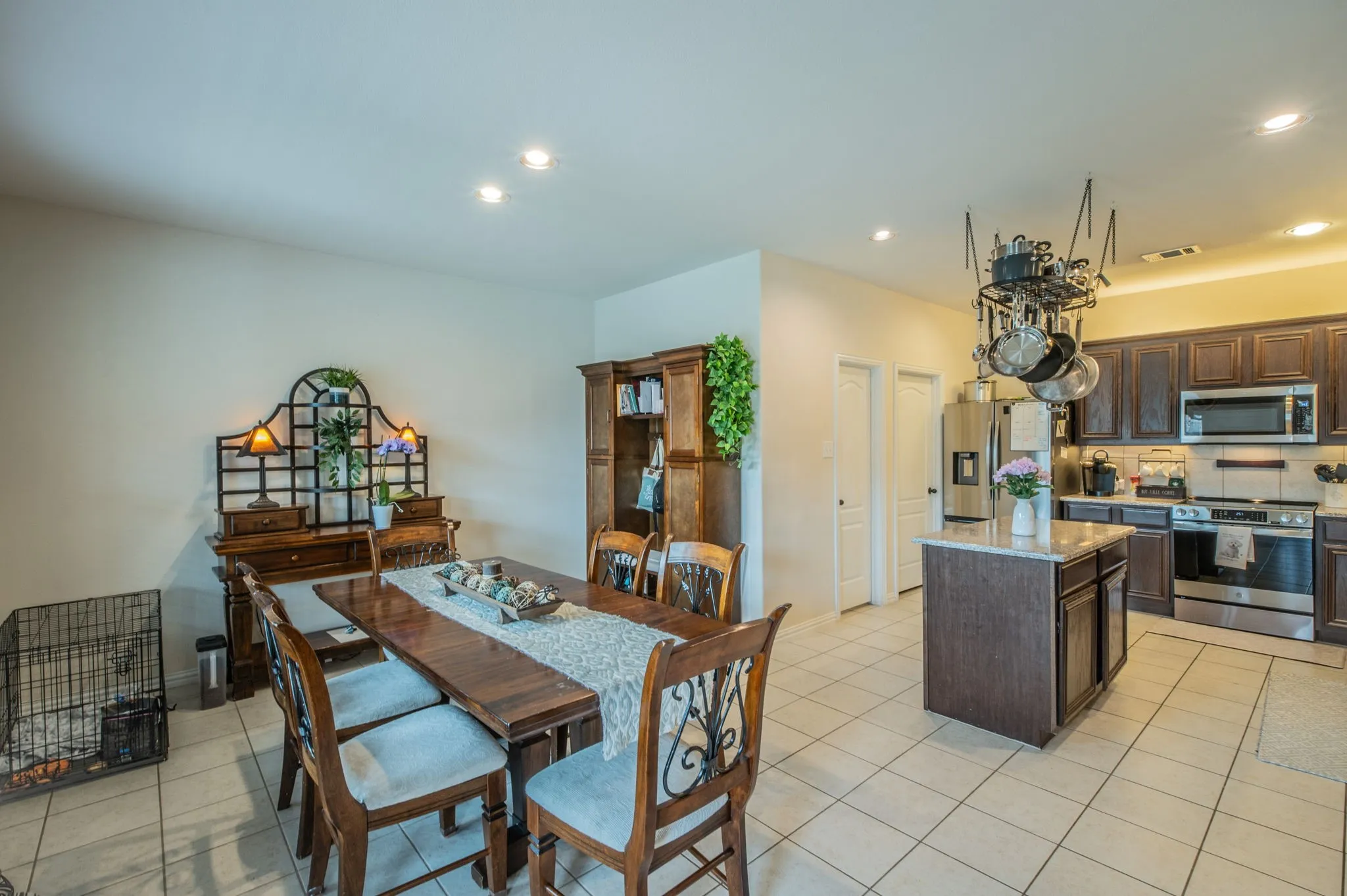 Single Family Residence For Sale in Ellis County , 441 Rockaway Drive, Midlothian, Texas 76065, 4 Bedroom, 3 Bathroom, 2 Garage spaces, 2,662 Sqft, built in 2018, mls#21256473, Real Estate Agent in Midlothian, Homes For Sale in Ellis county, Homes For Sale in Midlothian, Realtor in Midlothian Texas, Real Estate Brokerage Independent Realty Texas, Luminita Cordes Realtor