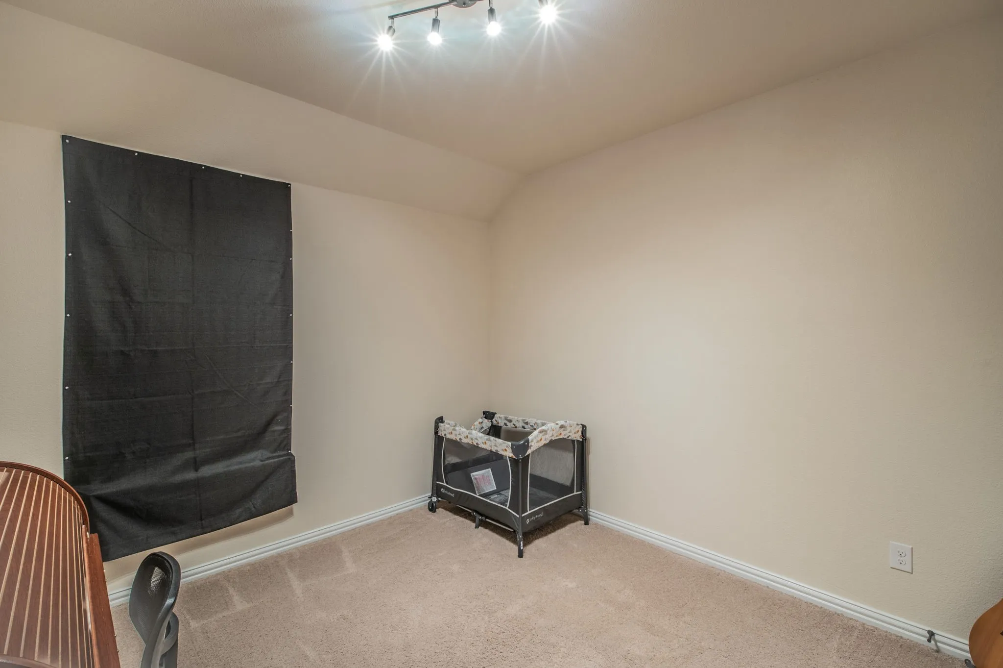 Single Family Residence For Sale in Ellis County , 441 Rockaway Drive, Midlothian, Texas 76065, 4 Bedroom, 3 Bathroom, 2 Garage spaces, 2,662 Sqft, built in 2018, mls#21256473, Real Estate Agent in Midlothian, Homes For Sale in Ellis county, Homes For Sale in Midlothian, Realtor in Midlothian Texas, Real Estate Brokerage Independent Realty Texas, Luminita Cordes Realtor