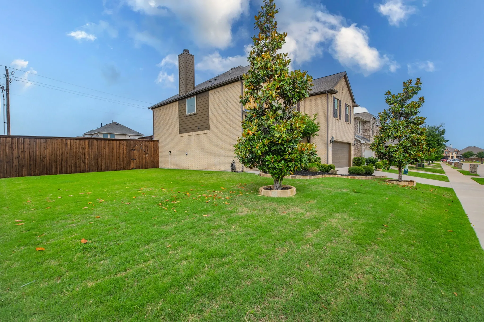 Single Family Residence For Sale in Ellis County , 441 Rockaway Drive, Midlothian, Texas 76065, 4 Bedroom, 3 Bathroom, 2 Garage spaces, 2,662 Sqft, built in 2018, mls#21256473, Real Estate Agent in Midlothian, Homes For Sale in Ellis county, Homes For Sale in Midlothian, Realtor in Midlothian Texas, Real Estate Brokerage Independent Realty Texas, Luminita Cordes Realtor