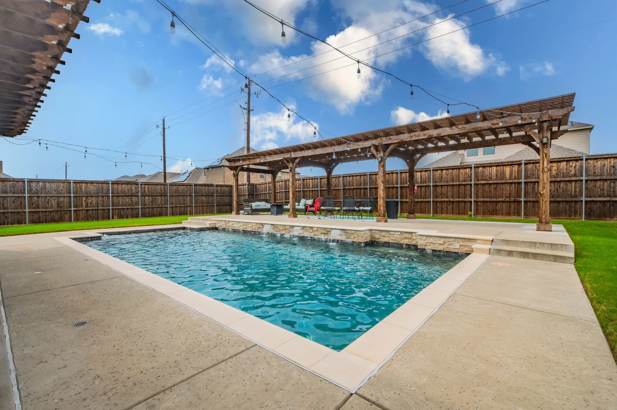 Single Family Residence For Sale in Ellis County , 441 Rockaway Drive, Midlothian, Texas 76065, 4 Bedroom, 3 Bathroom, 2 Garage spaces, 2,662 Sqft, built in 2018, mls#21256473, Real Estate Agent in Midlothian, Homes For Sale in Ellis county, Homes For Sale in Midlothian, Realtor in Midlothian Texas, Real Estate Brokerage Independent Realty Texas, Luminita Cordes Realtor