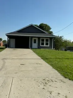 Single Family Residence For Rent in Grayson County , 107 E Miller, Whitewright, Texas 75491, 3 Bedroom, 2 Bathroom, Garage spaces, 1,226 Sqft, built in 2022, mls#21256857, Real Estate Agent in Whitewright, Homes For Rent in Grayson county, Homes For Rent in Whitewright, Realtor in Whitewright Texas, Real Estate Brokerage Independent Realty Texas, Luminita Cordes Realtor