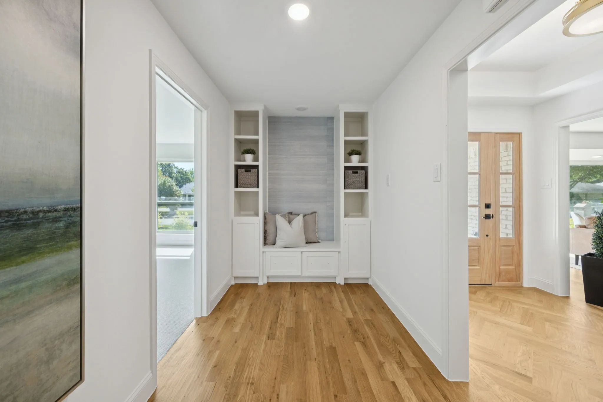 Single Family Residence For Sale in Dallas County , 4331 Laren Lane, Dallas, Texas 75244, 4 Bedroom, 3 Bathroom, 2 Garage spaces, 3,120 Sqft, built in 1971, Price $1,250,000, mls#21256844, Real Estate Agent in Dallas, Homes For Sale in Dallas county, Homes For Sale in Dallas, Realtor in Dallas Texas, Real Estate Brokerage Independent Realty Texas, Luminita Cordes Realtor
