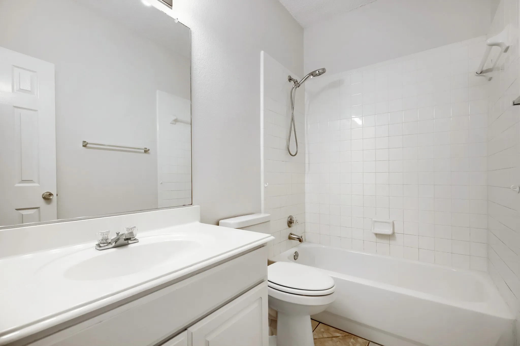 Single Family Residence For Sale in Denton County , 4201 Standridge Drive, The Colony, Texas 75056, 4 Bedroom, 2 Bathroom, 2 Garage spaces, 2,472 Sqft, built in 1998, mls#21216459, Real Estate Agent in The Colony, Homes For Sale in Denton county, Homes For Sale in The Colony, Realtor in The Colony Texas, Real Estate Brokerage Independent Realty Texas, Luminita Cordes Realtor