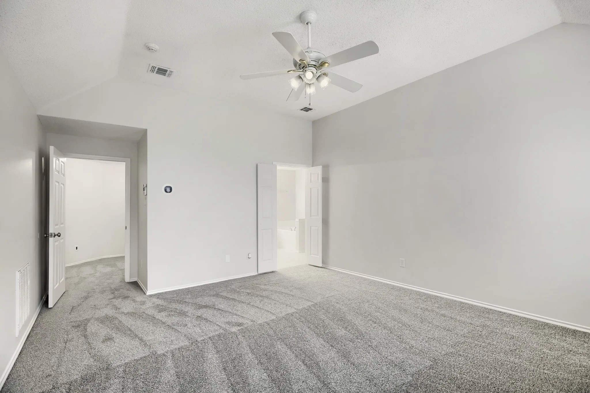 Single Family Residence For Sale in Denton County , 4201 Standridge Drive, The Colony, Texas 75056, 4 Bedroom, 2 Bathroom, 2 Garage spaces, 2,472 Sqft, built in 1998, mls#21216459, Real Estate Agent in The Colony, Homes For Sale in Denton county, Homes For Sale in The Colony, Realtor in The Colony Texas, Real Estate Brokerage Independent Realty Texas, Luminita Cordes Realtor