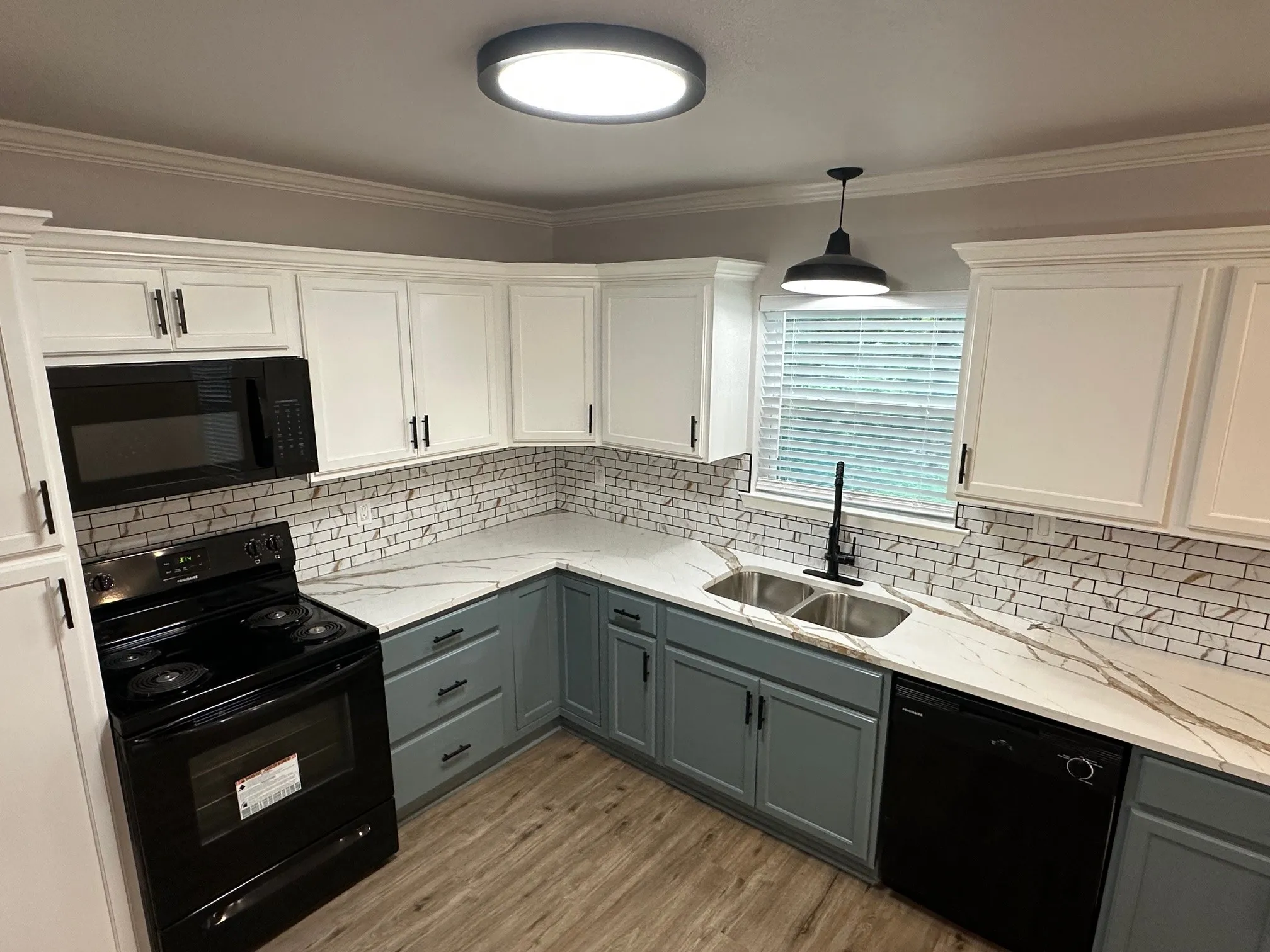 Single Family Residence For Sale in Navarro County , 1606 Cherry Avenue, Corsicana, Texas 75110, 4 Bedrooms, 2 Bathrooms, Garage spaces, 1,600 Sqft, built in 1942, Price $249,000, mls#21256872, Real Estate Agent in Corsicana, Homes For Sale in Navarro county, Homes For Sale in Corsicana, Realtor in Corsicana Texas, Real Estate Brokerage Independent Realty Texas, Luminita Cordes Realtor