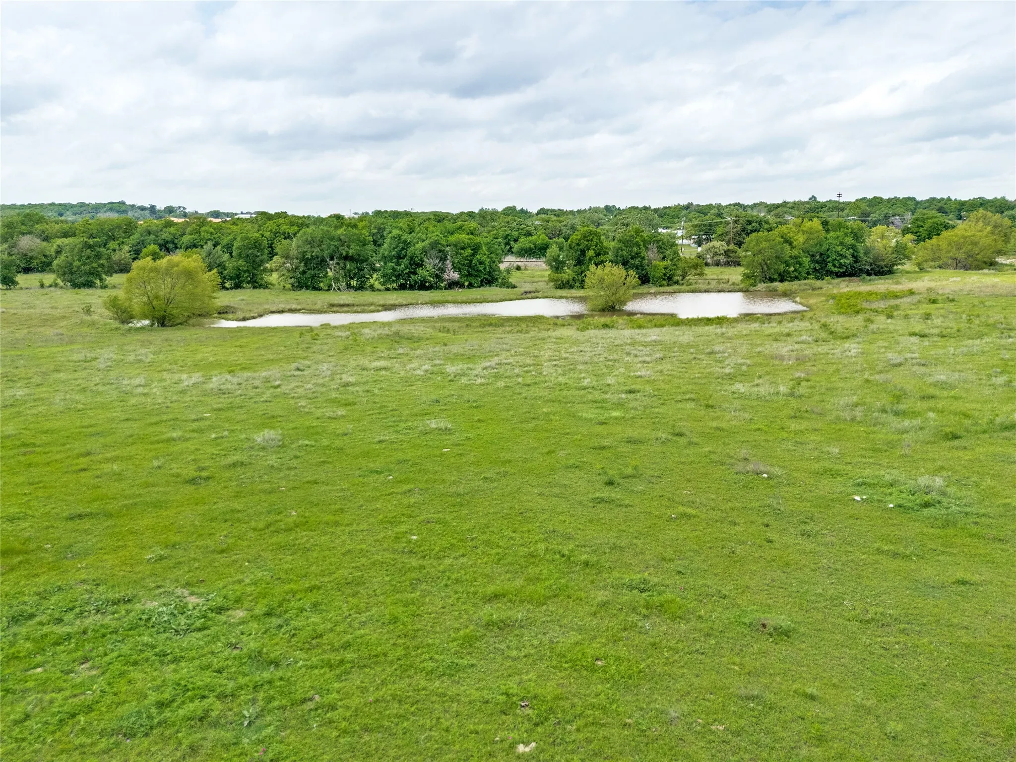Farm For Sale in Johnson County , 2900 County Road 317, Cleburne, Texas 76031, 4 Bedroom, 4 Bathroom, Garage spaces, 5,224 Sqft, built in 2007, Price $1,150,000, mls#21256564, Real Estate Agent in Cleburne, Homes For Sale in Johnson county, Homes For Sale in Cleburne, Realtor in Cleburne Texas, Real Estate Brokerage Independent Realty Texas, Luminita Cordes Realtor