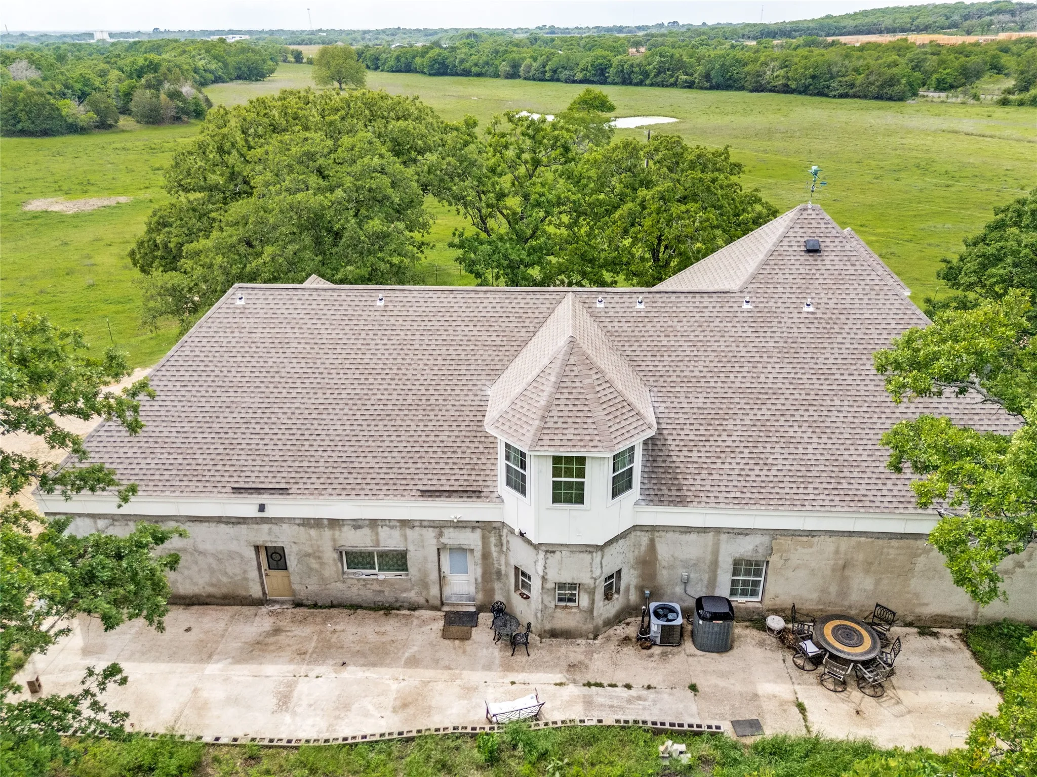 Farm For Sale in Johnson County , 2900 County Road 317, Cleburne, Texas 76031, 4 Bedroom, 4 Bathroom, Garage spaces, 5,224 Sqft, built in 2007, Price $1,150,000, mls#21256564, Real Estate Agent in Cleburne, Homes For Sale in Johnson county, Homes For Sale in Cleburne, Realtor in Cleburne Texas, Real Estate Brokerage Independent Realty Texas, Luminita Cordes Realtor