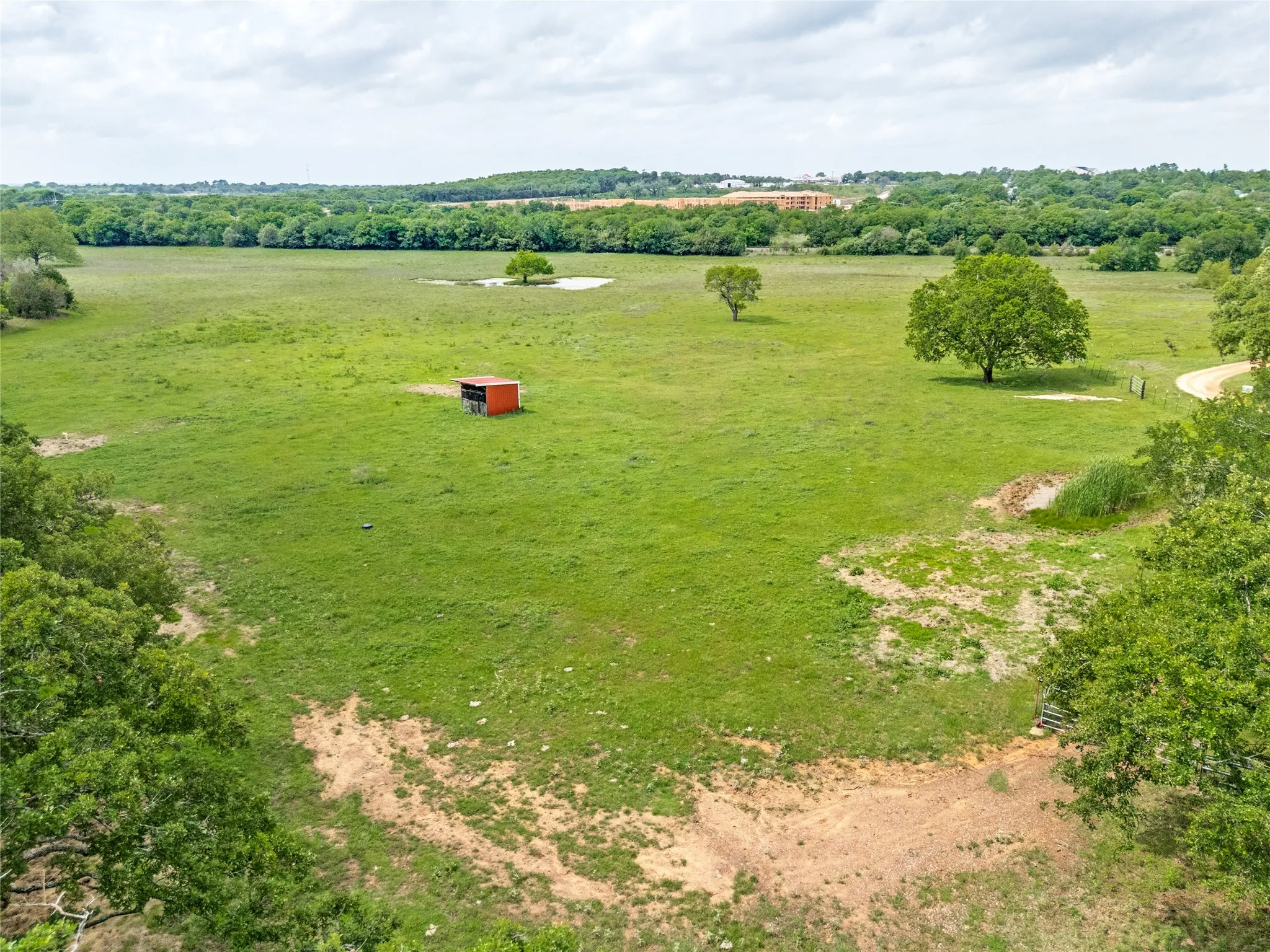 Farm For Sale in Johnson County , 2900 County Road 317, Cleburne, Texas 76031, 4 Bedroom, 4 Bathroom, Garage spaces, 5,224 Sqft, built in 2007, Price $1,150,000, mls#21256564, Real Estate Agent in Cleburne, Homes For Sale in Johnson county, Homes For Sale in Cleburne, Realtor in Cleburne Texas, Real Estate Brokerage Independent Realty Texas, Luminita Cordes Realtor