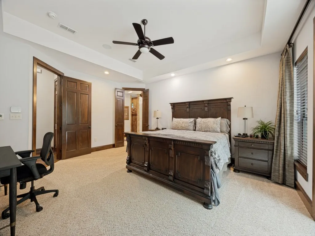 Single Family Residence For Sale in Grayson County , 111 Dove Canyon Drive, Gordonville, Texas 76245, 4 Bedroom, 5 Bathroom, 3 Garage spaces, 3,972 Sqft, built in 2013, Preowned, mls#21251120, Real Estate Agent in Gordonville, Homes For Sale in Grayson county, Homes For Sale in Gordonville, Realtor in Gordonville Texas, Real Estate Brokerage Independent Realty Texas, Luminita Cordes Realtor
