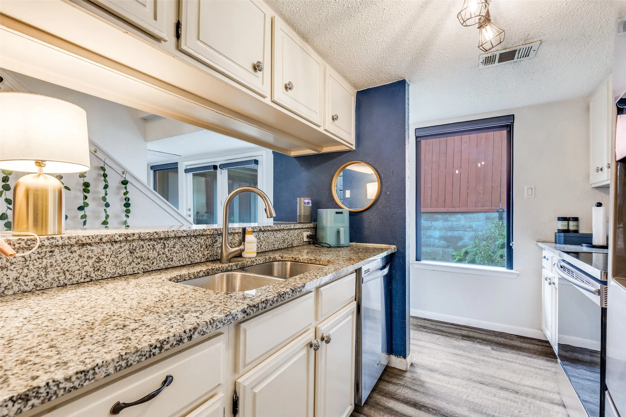 Kitchen area