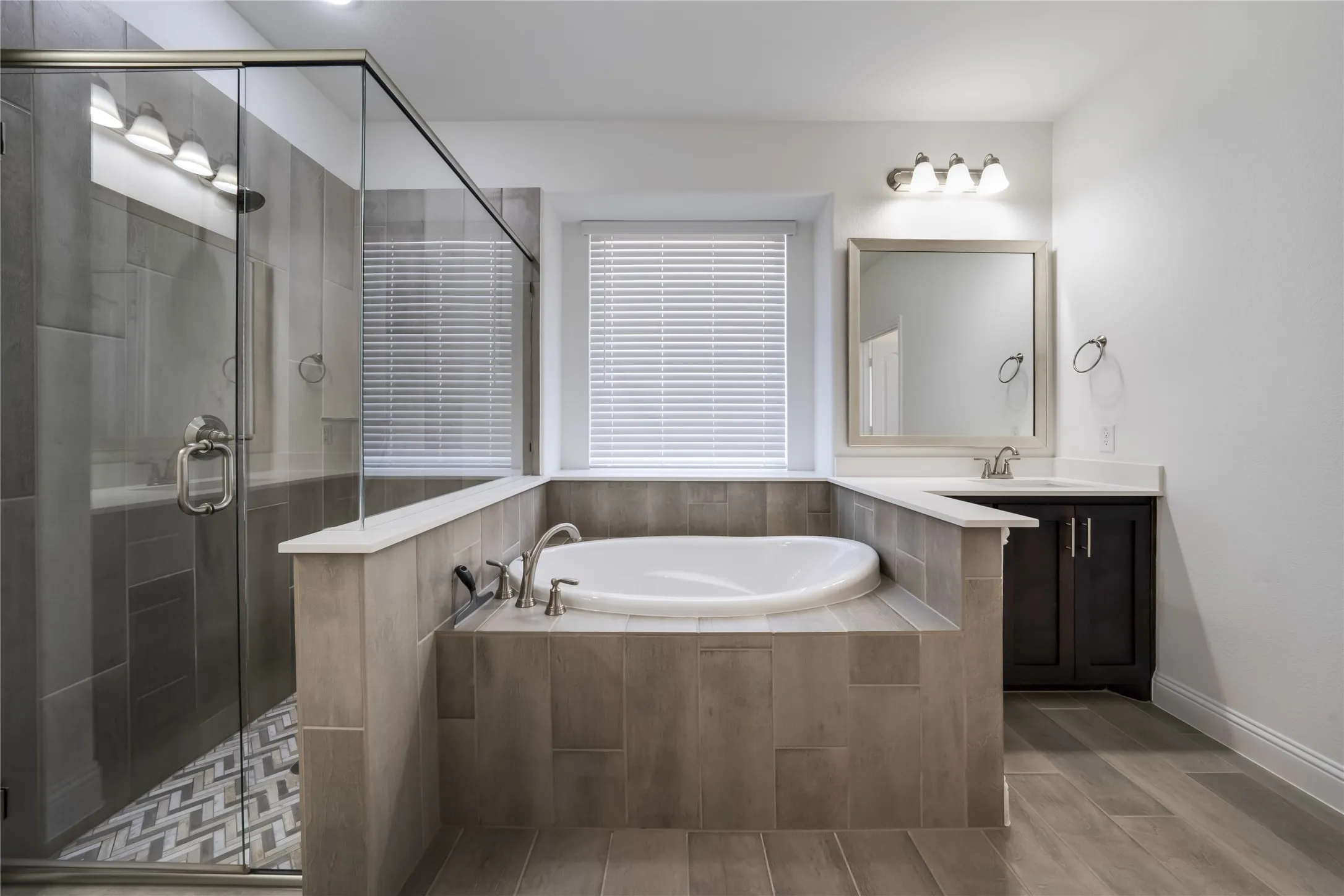 Single Family Residence For Sale in Denton County , 2804 Creekhollow Court, Denton, Texas 76226, 5 Bedroom, 3 Bathroom, 2 Garage spaces, 3,430 Sqft, built in 2022, Preowned, mls#21256750, Real Estate Agent in Denton, Homes For Sale in Denton county, Homes For Sale in Denton, Realtor in Denton Texas, Real Estate Brokerage Independent Realty Texas, Luminita Cordes Realtor