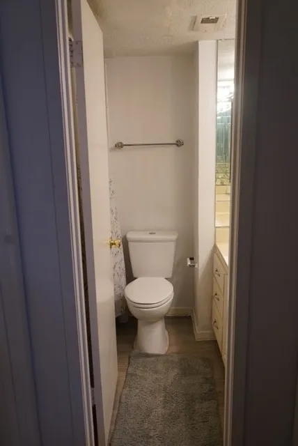 Condominium For Sale in Dallas County , 12824 Midway Road 1131, Dallas, Texas 75244, 2 Bedroom, 1 Bathroom, Garage spaces, 795 Sqft, built in 1970, mls#21256914, Real Estate Agent in Dallas, Homes For Sale in Dallas county, Homes For Sale in Dallas, Realtor in Dallas Texas, Real Estate Brokerage Independent Realty Texas, Luminita Cordes Realtor