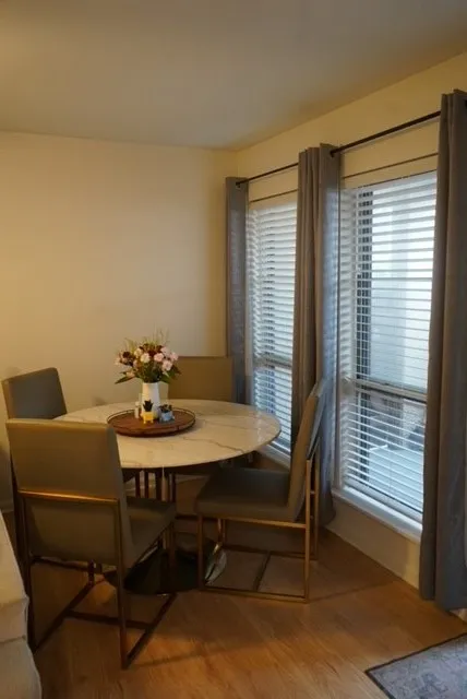 Condominium For Sale in Dallas County , 12824 Midway Road 1131, Dallas, Texas 75244, 2 Bedroom, 1 Bathroom, Garage spaces, 795 Sqft, built in 1970, mls#21256914, Real Estate Agent in Dallas, Homes For Sale in Dallas county, Homes For Sale in Dallas, Realtor in Dallas Texas, Real Estate Brokerage Independent Realty Texas, Luminita Cordes Realtor