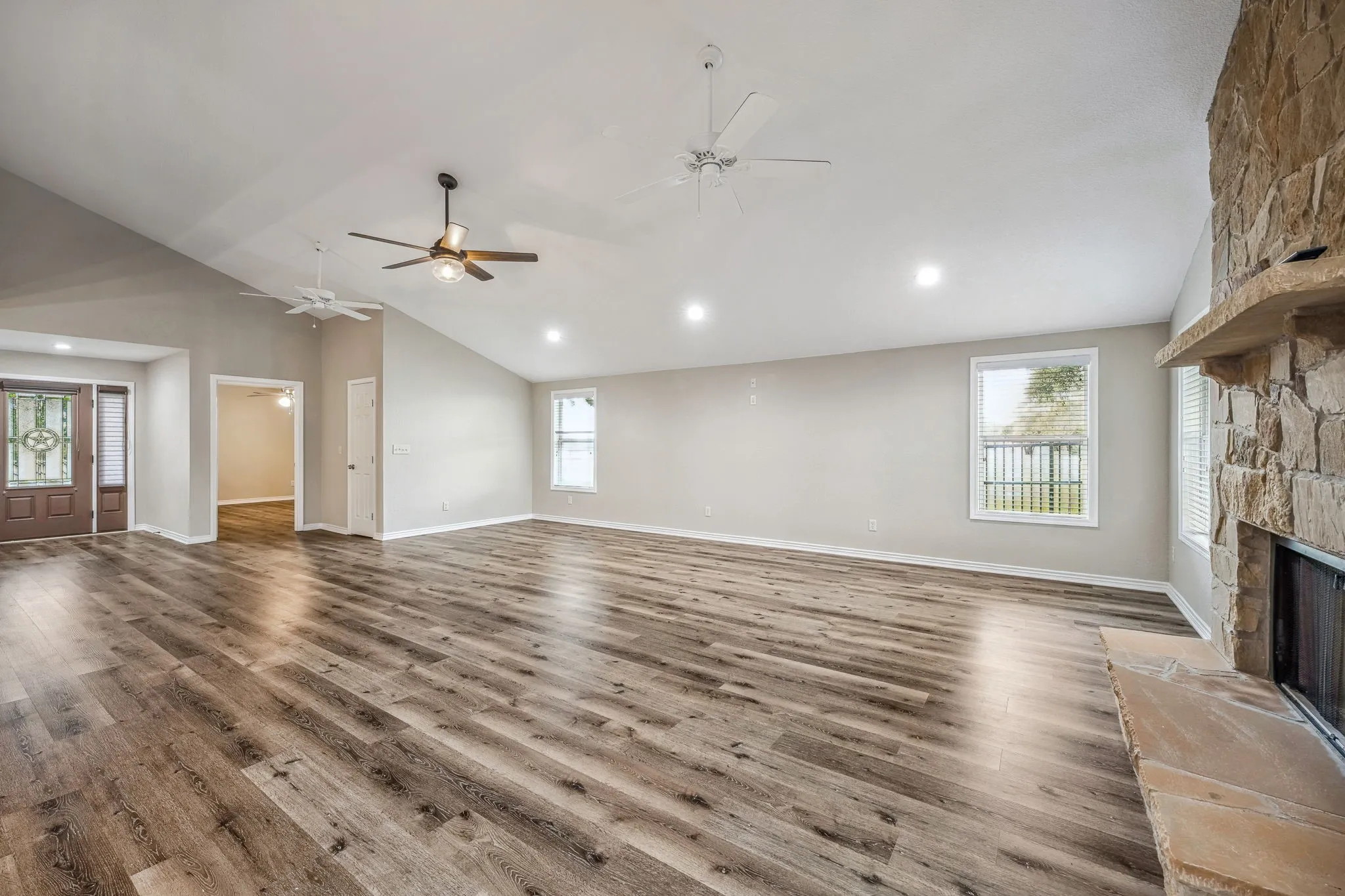 Single Family Residence For Sale in Erath County , 7517 US Highway 67, Stephenville, Texas 76401, 3 Bedrooms, 2 Bathrooms, 2 Garage spaces, 2,126 Sqft, built in 1985, Price $950,000, mls#21255982, Real Estate Agent in Stephenville, Homes For Sale in Erath county, Homes For Sale in Stephenville, Realtor in Stephenville Texas, Real Estate Brokerage Independent Realty Texas, Luminita Cordes Realtor
