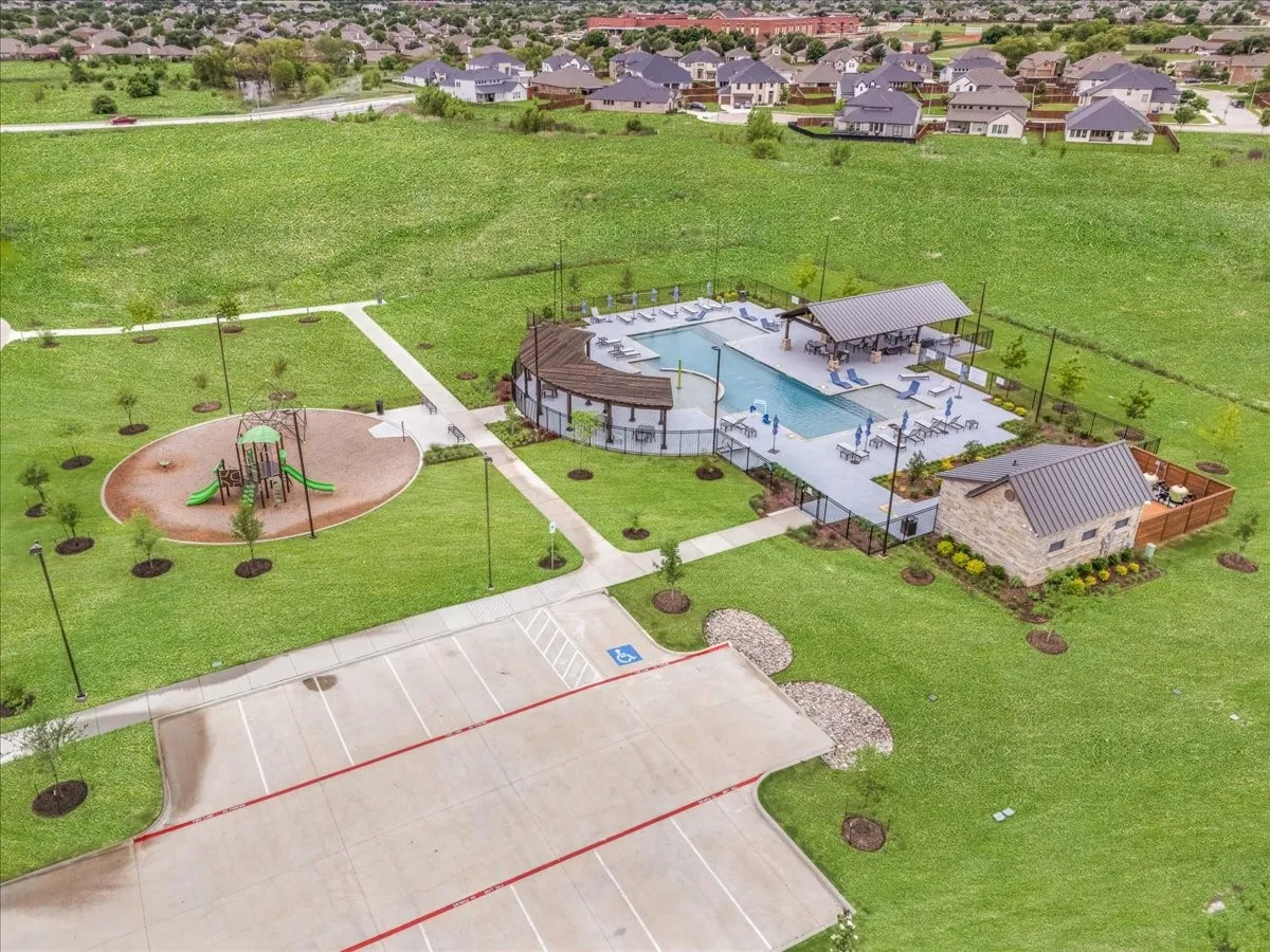 Single Family Residence For Sale in Denton County , 14812 Picante Street, Fort Worth, Texas 76052, 5 Bedroom, 4 Bathroom, 3 Garage spaces, 3,620 Sqft, built in 2024, Preowned, mls#21255093, Real Estate Agent in Fort Worth, Homes For Sale in Denton county, Homes For Sale in Fort Worth, Realtor in Fort Worth Texas, Real Estate Brokerage Independent Realty Texas, Luminita Cordes Realtor