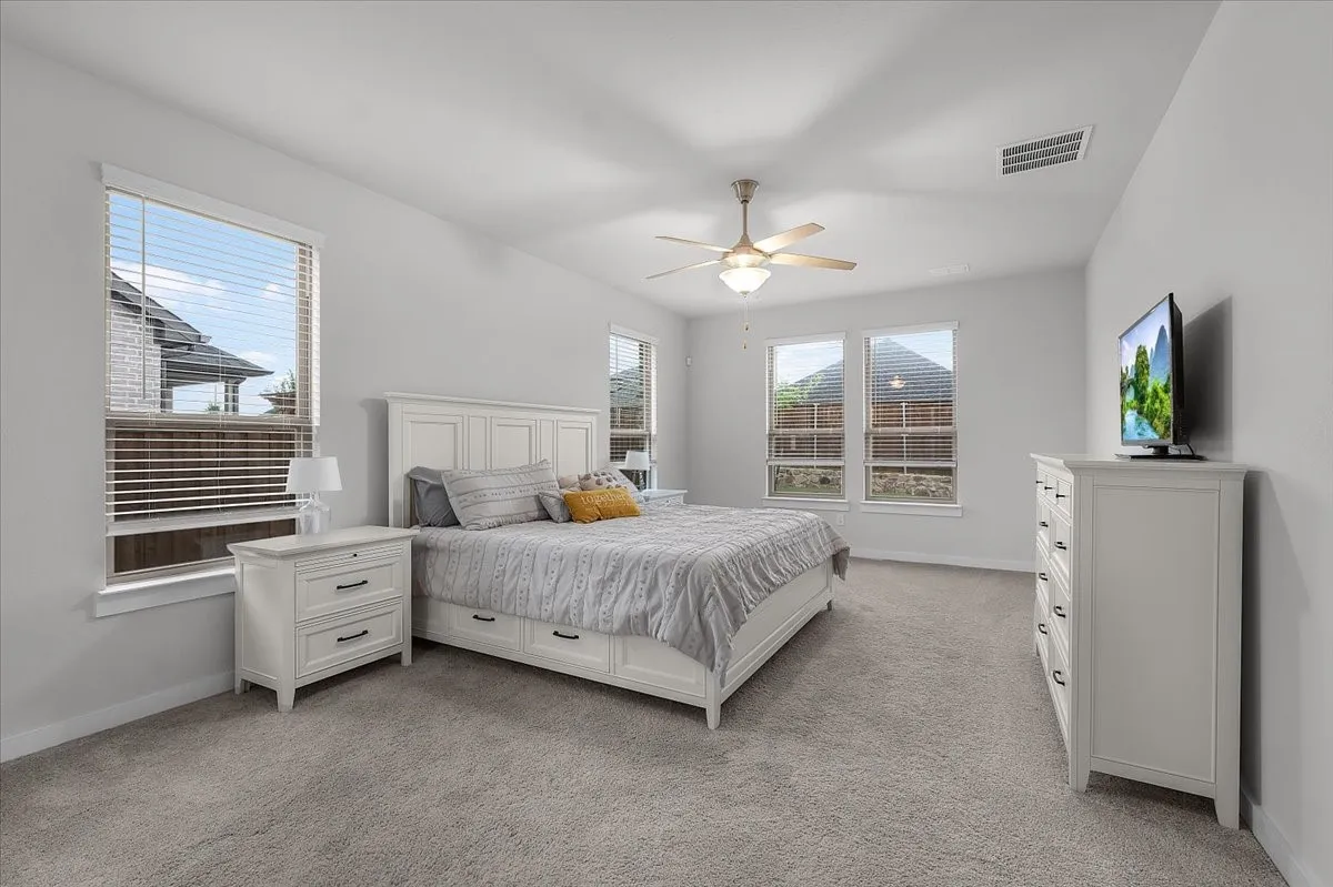 Single Family Residence For Sale in Denton County , 14812 Picante Street, Fort Worth, Texas 76052, 5 Bedroom, 4 Bathroom, 3 Garage spaces, 3,620 Sqft, built in 2024, Preowned, mls#21255093, Real Estate Agent in Fort Worth, Homes For Sale in Denton county, Homes For Sale in Fort Worth, Realtor in Fort Worth Texas, Real Estate Brokerage Independent Realty Texas, Luminita Cordes Realtor