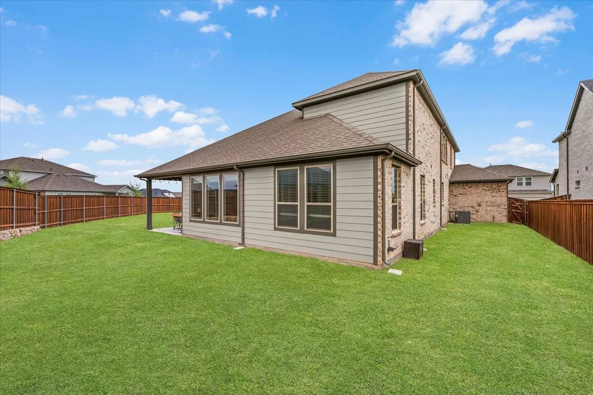 Single Family Residence For Sale in Denton County , 14812 Picante Street, Fort Worth, Texas 76052, 5 Bedroom, 4 Bathroom, 3 Garage spaces, 3,620 Sqft, built in 2024, Preowned, mls#21255093, Real Estate Agent in Fort Worth, Homes For Sale in Denton county, Homes For Sale in Fort Worth, Realtor in Fort Worth Texas, Real Estate Brokerage Independent Realty Texas, Luminita Cordes Realtor