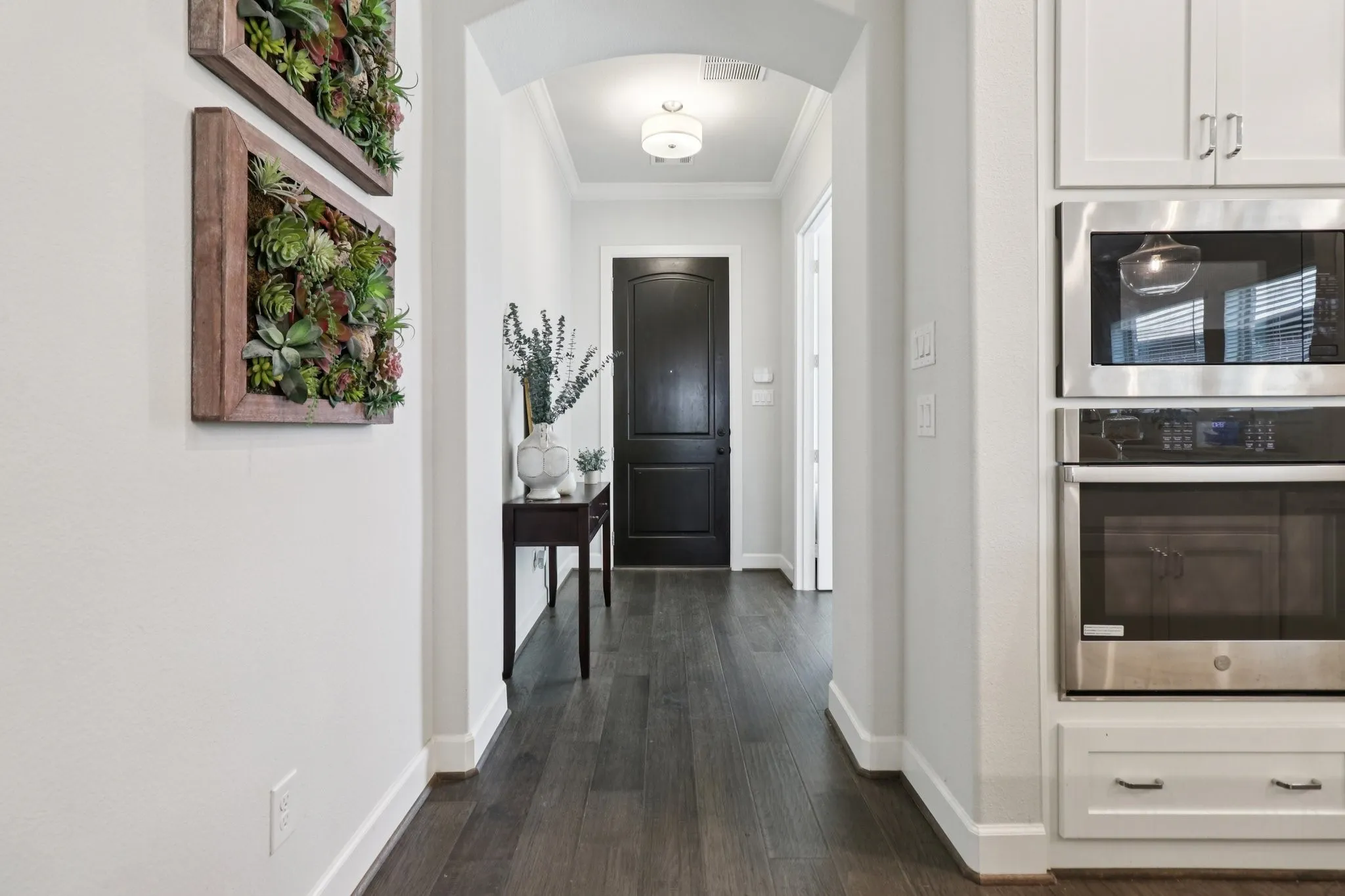 Single Family Residence For Sale in Collin County , 3201 Cavalry Way, Celina, Texas 75009, 3 Bedroom, 2 Bathroom, 2 Garage spaces, 1,874 Sqft, built in 2019, Preowned, mls#21256078, Real Estate Agent in Celina, Homes For Sale in Collin county, Homes For Sale in Celina, Realtor in Celina Texas, Real Estate Brokerage Independent Realty Texas, Luminita Cordes Realtor