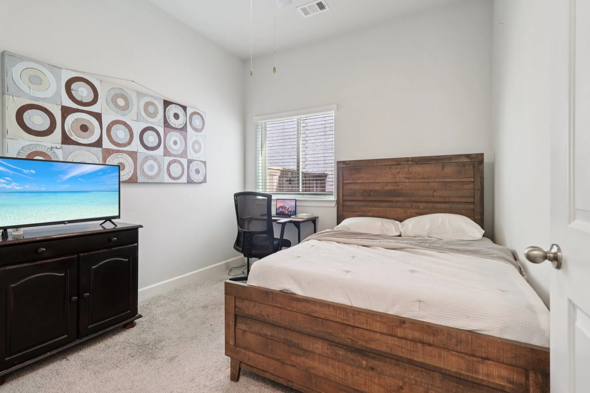 Single Family Residence For Sale in Collin County , 3201 Cavalry Way, Celina, Texas 75009, 3 Bedroom, 2 Bathroom, 2 Garage spaces, 1,874 Sqft, built in 2019, Preowned, mls#21256078, Real Estate Agent in Celina, Homes For Sale in Collin county, Homes For Sale in Celina, Realtor in Celina Texas, Real Estate Brokerage Independent Realty Texas, Luminita Cordes Realtor