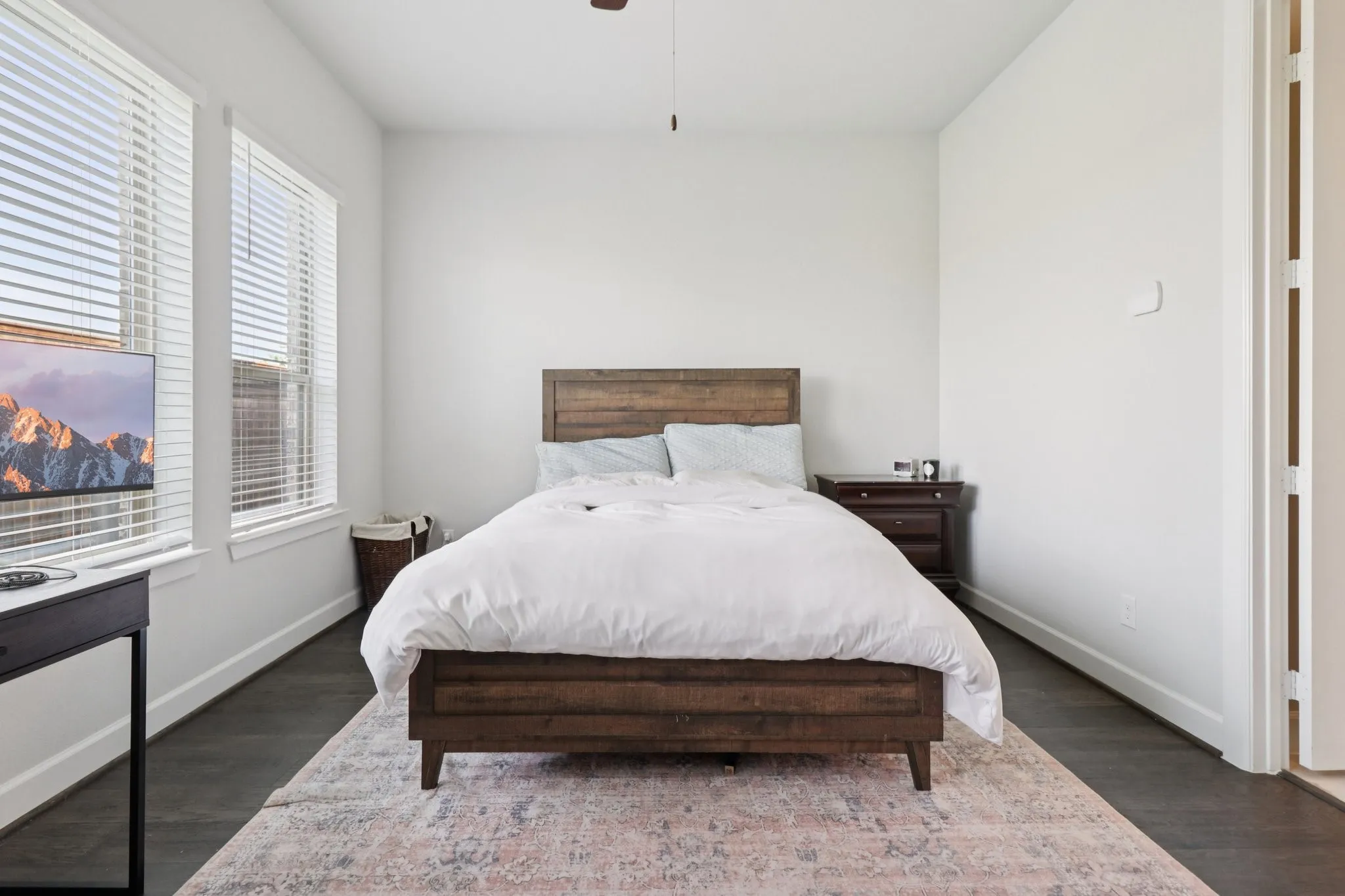 Single Family Residence For Sale in Collin County , 3201 Cavalry Way, Celina, Texas 75009, 3 Bedroom, 2 Bathroom, 2 Garage spaces, 1,874 Sqft, built in 2019, Preowned, mls#21256078, Real Estate Agent in Celina, Homes For Sale in Collin county, Homes For Sale in Celina, Realtor in Celina Texas, Real Estate Brokerage Independent Realty Texas, Luminita Cordes Realtor