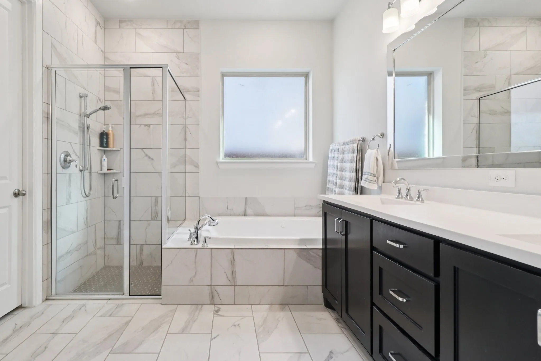 Single Family Residence For Sale in Collin County , 3201 Cavalry Way, Celina, Texas 75009, 3 Bedroom, 2 Bathroom, 2 Garage spaces, 1,874 Sqft, built in 2019, Preowned, mls#21256078, Real Estate Agent in Celina, Homes For Sale in Collin county, Homes For Sale in Celina, Realtor in Celina Texas, Real Estate Brokerage Independent Realty Texas, Luminita Cordes Realtor