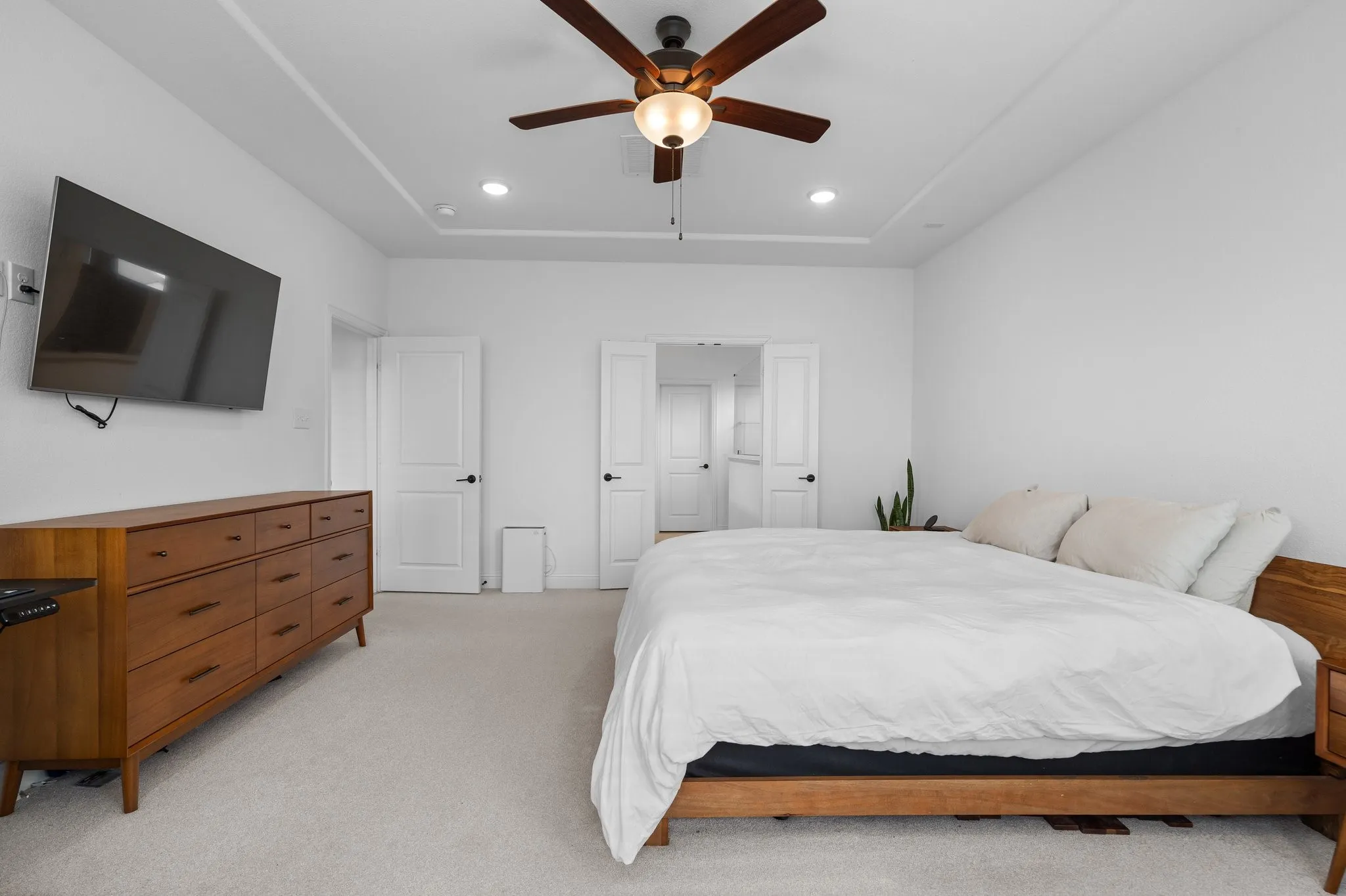 Upgraded Tray Ceilings
