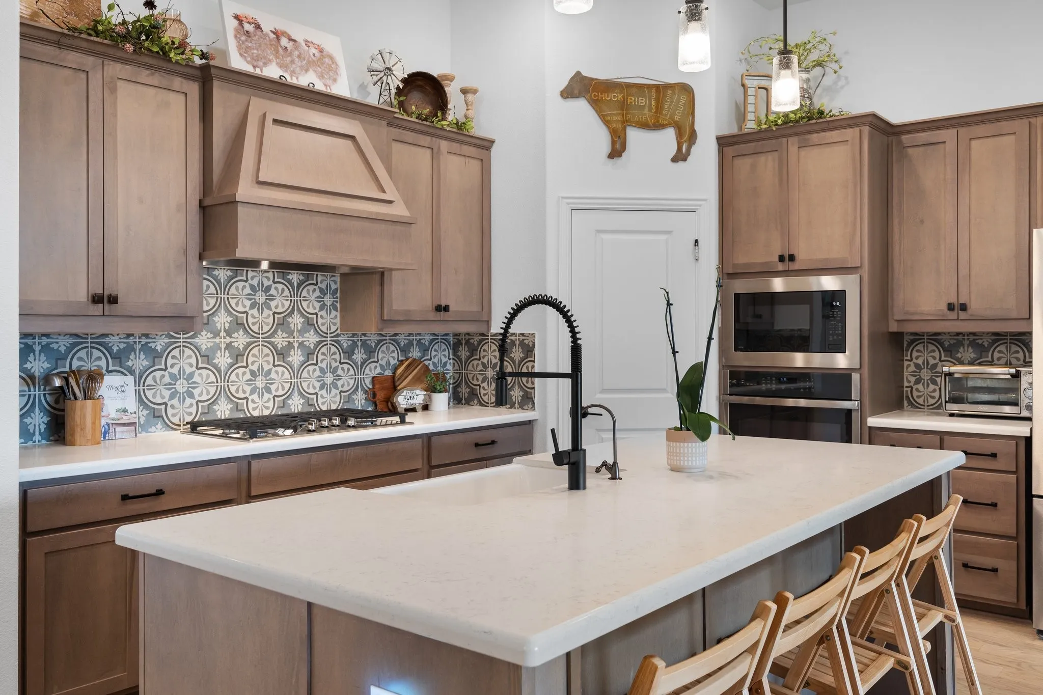 Single Family Residence For Sale in Denton County , 328 Savannah Lane, Oak Point, Texas 75068, 4 Bedroom, 4 Bathroom, 3 Garage spaces, 2,623 Sqft, built in 2021, mls#21247243, Real Estate Agent in Oak Point, Homes For Sale in Denton county, Homes For Sale in Oak Point, Realtor in Oak Point Texas, Real Estate Brokerage Independent Realty Texas, Luminita Cordes Realtor