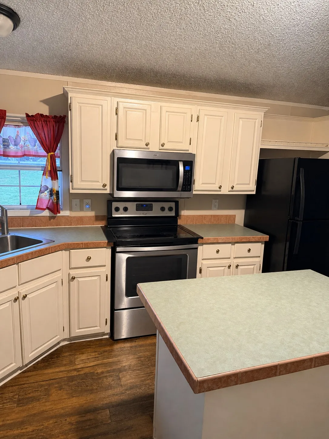 Mobile Home For Sale in Cooke County , 3351 County Road 147, Gainesville, Texas 76240, 4 Bedroom, 2 Bathroom, 1 Garage spaces, 2,128 Sqft, built in 2000, Preowned, mls#21255676, Real Estate Agent in Gainesville, Homes For Sale in Cooke county, Homes For Sale in Gainesville, Realtor in Gainesville Texas, Real Estate Brokerage Independent Realty Texas, Luminita Cordes Realtor