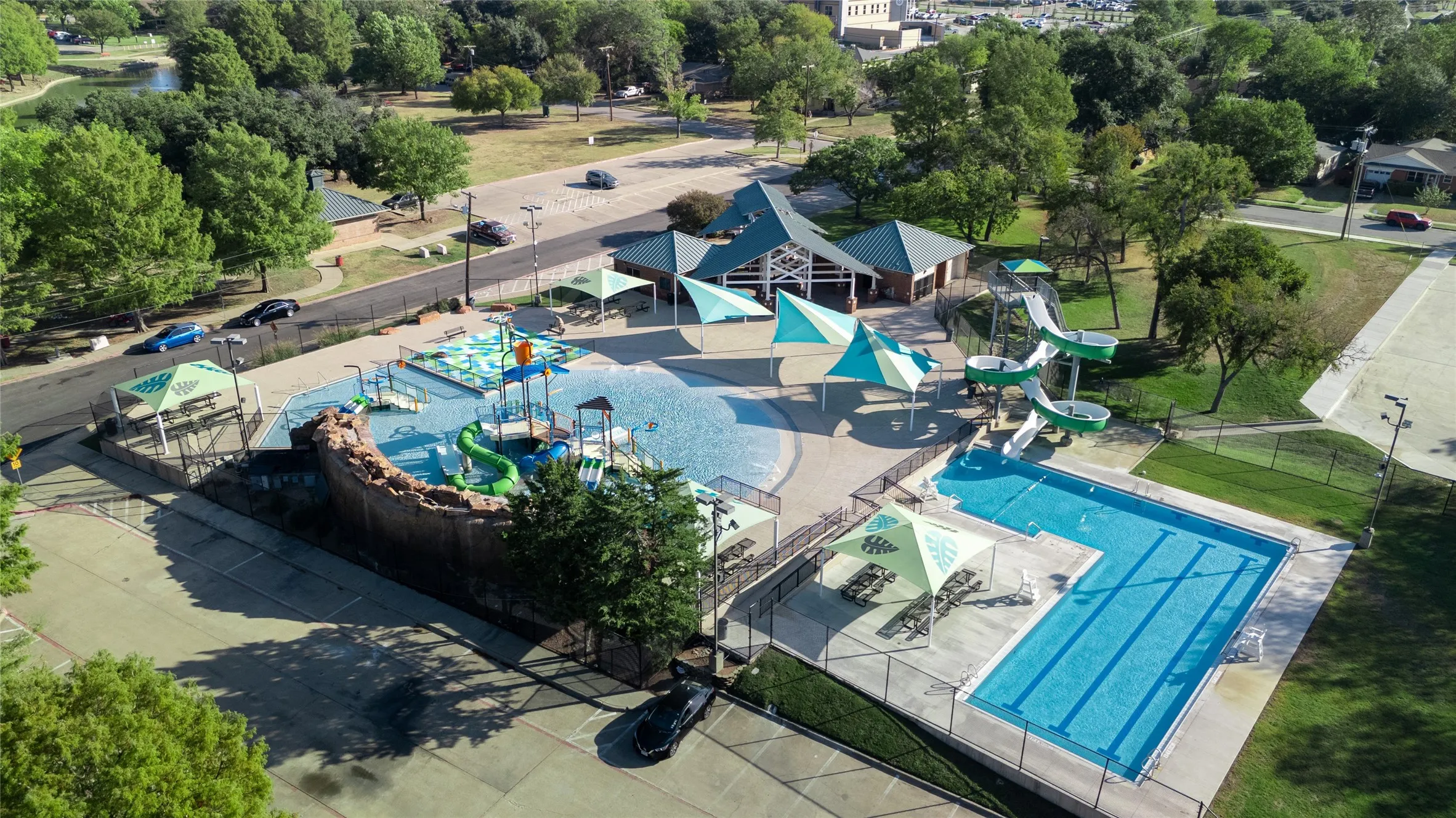 Single Family Residence For Sale in Dallas County , 317 S Walker Street, Mesquite, Texas 75149, 2 Bedroom, 2 Bathroom, Garage spaces, 986 Sqft, built in 1929, Preowned, mls#21250198, Real Estate Agent in Mesquite, Homes For Sale in Dallas county, Homes For Sale in Mesquite, Realtor in Mesquite Texas, Real Estate Brokerage Independent Realty Texas, Luminita Cordes Realtor