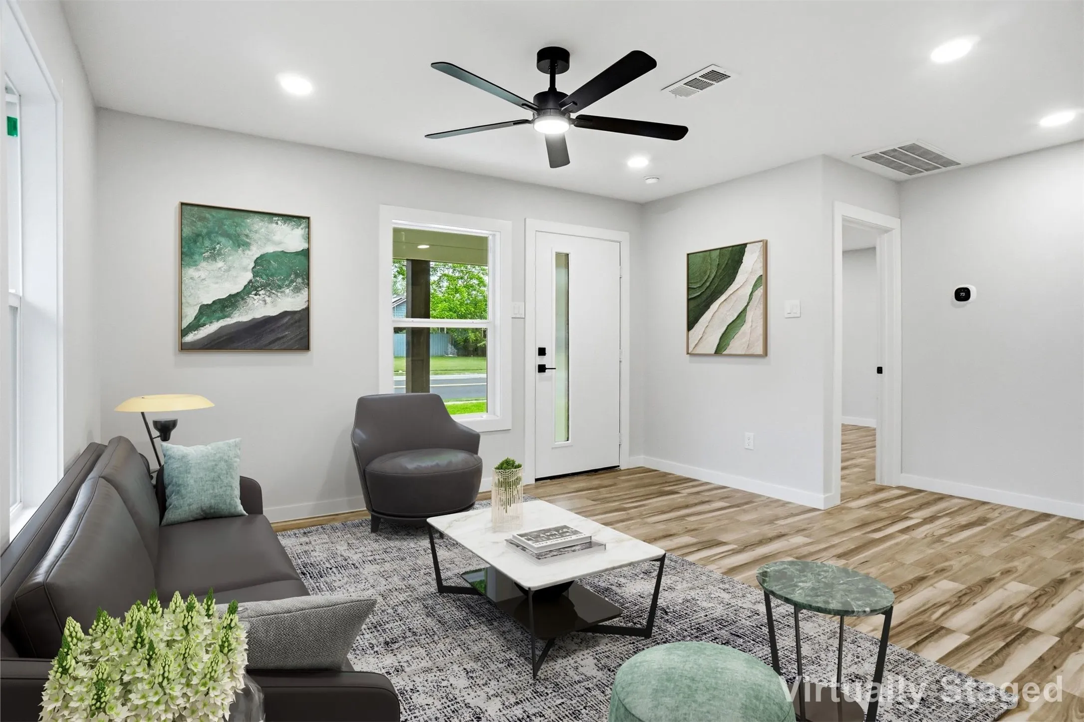 Single Family Residence For Sale in Dallas County , 317 S Walker Street, Mesquite, Texas 75149, 2 Bedroom, 2 Bathroom, Garage spaces, 986 Sqft, built in 1929, Preowned, mls#21250198, Real Estate Agent in Mesquite, Homes For Sale in Dallas county, Homes For Sale in Mesquite, Realtor in Mesquite Texas, Real Estate Brokerage Independent Realty Texas, Luminita Cordes Realtor