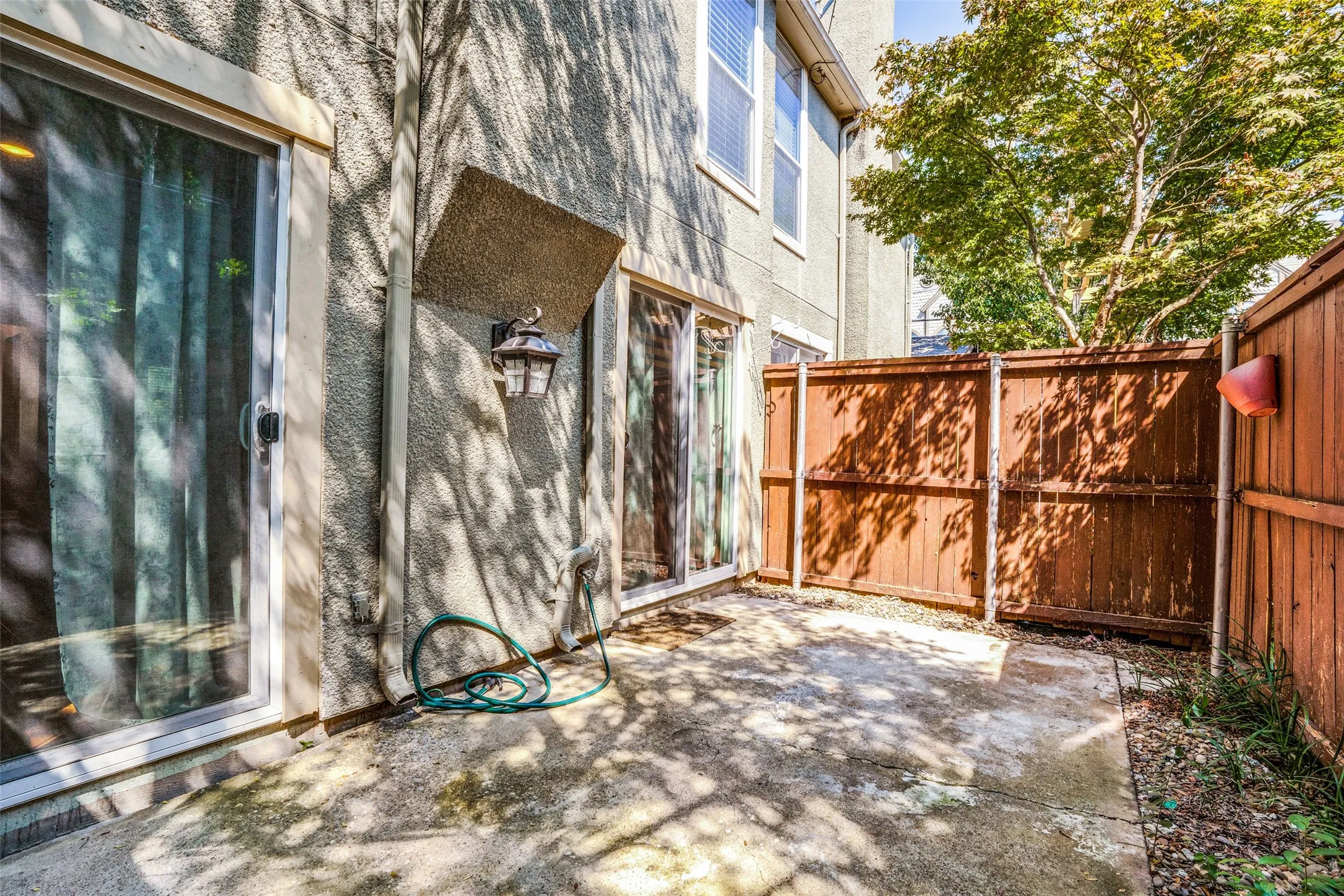 Private outdoor patio!