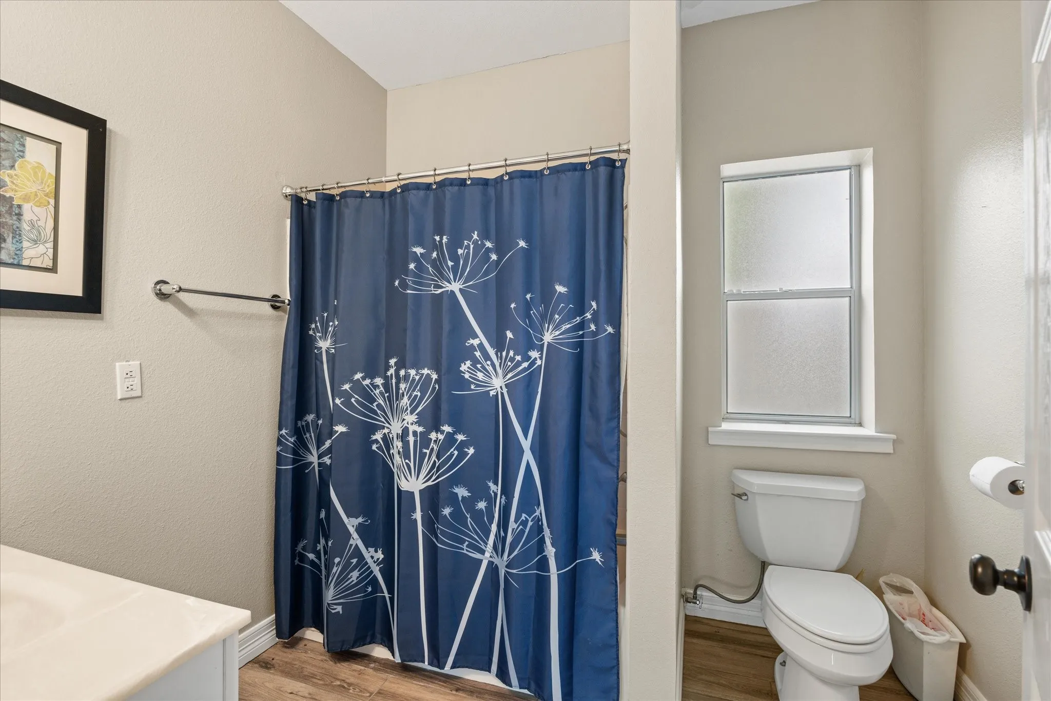 Single Family Residence For Sale in Hood County , 9616 Air Park Drive, Granbury, Texas 76049, 4 Bedroom, 3 Bathroom, 2 Garage spaces, 3,087 Sqft, built in 1994, Preowned, mls#21248474, Real Estate Agent in Granbury, Homes For Sale in Hood county, Homes For Sale in Granbury, Realtor in Granbury Texas, Real Estate Brokerage Independent Realty Texas, Luminita Cordes Realtor