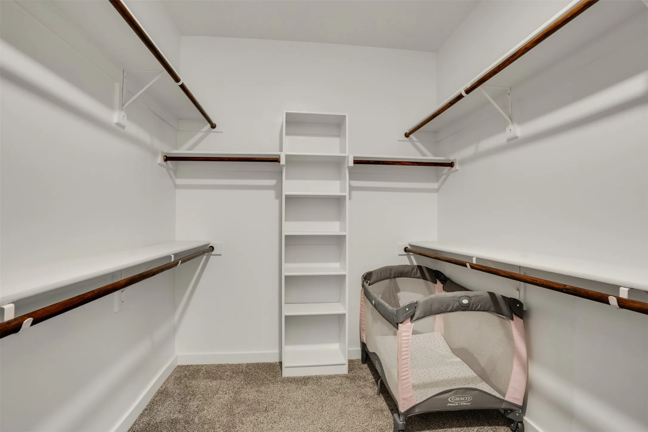 Walk-in-closet in Primary