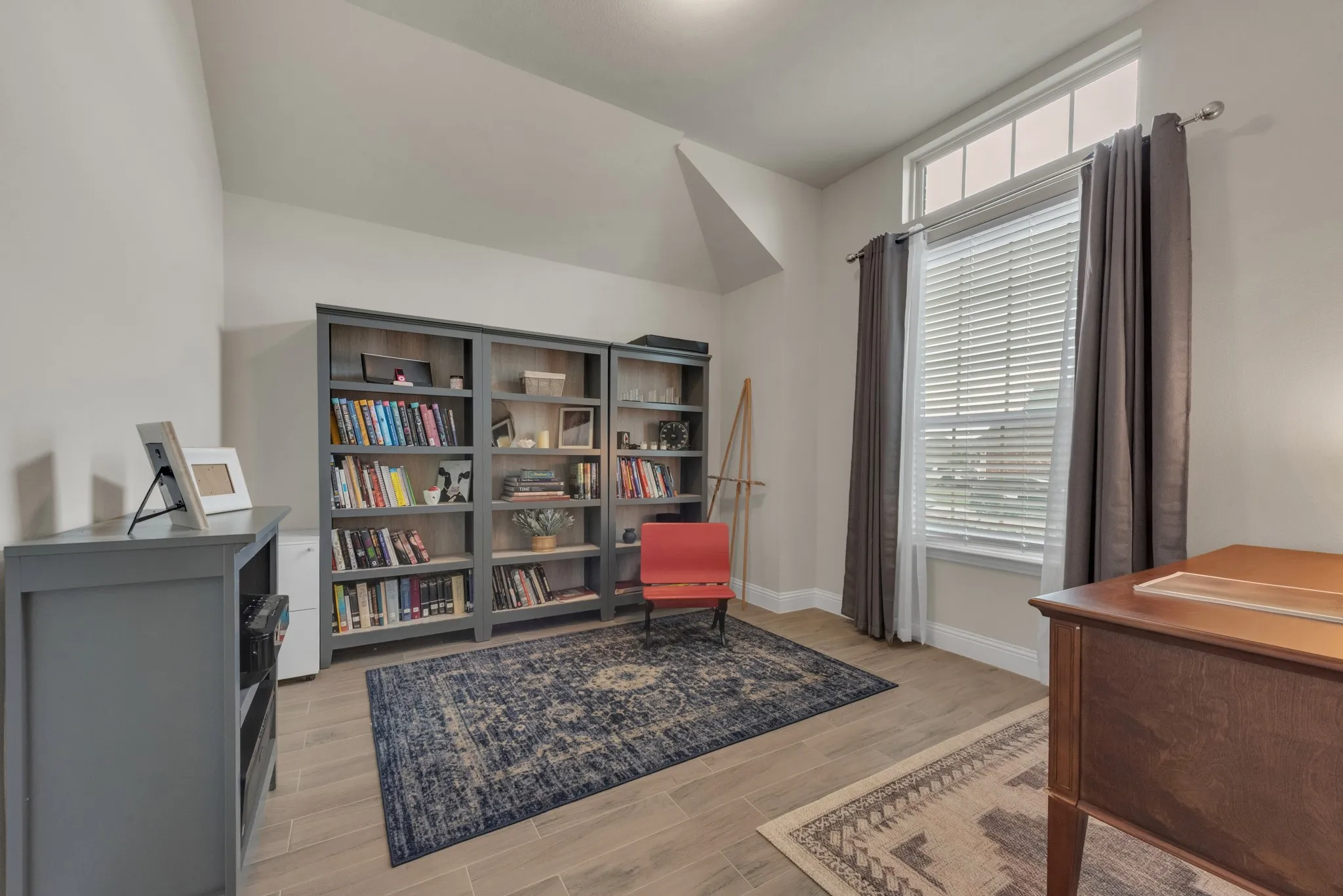 Single Family Residence For Sale in Denton County , 1418 Wagon Wheel Way, Krum, Texas 76249, 3 Bedroom, 2 Bathroom, 2 Garage spaces, 1,964 Sqft, built in 2019, mls#21256089, Real Estate Agent in Krum, Homes For Sale in Denton county, Homes For Sale in Krum, Realtor in Krum Texas, Real Estate Brokerage Independent Realty Texas, Luminita Cordes Realtor