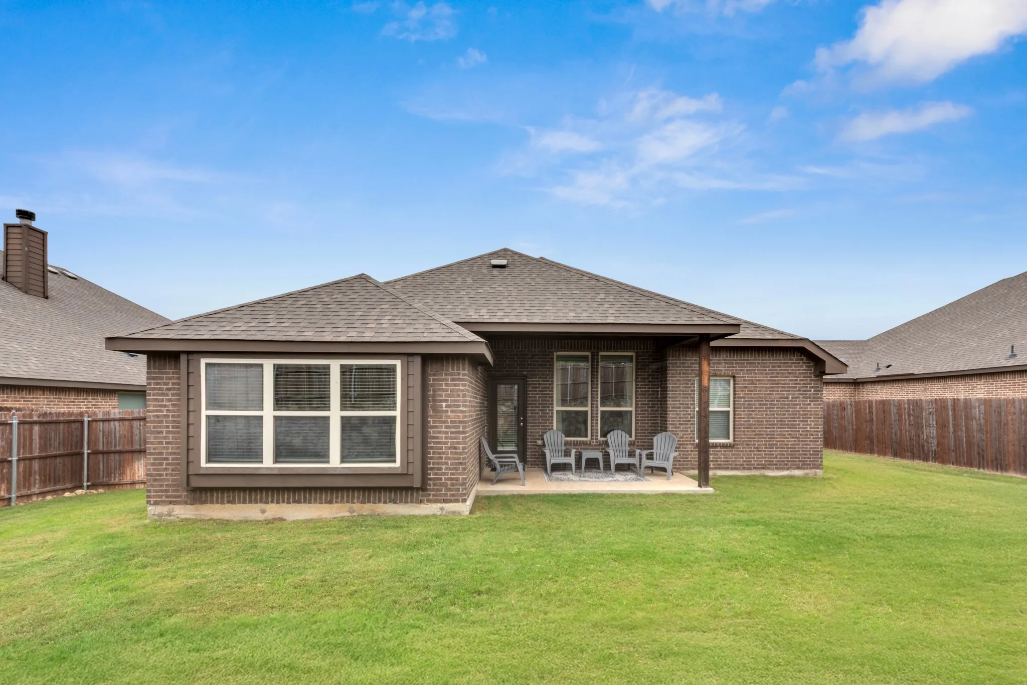 Single Family Residence For Sale in Denton County , 1418 Wagon Wheel Way, Krum, Texas 76249, 3 Bedroom, 2 Bathroom, 2 Garage spaces, 1,964 Sqft, built in 2019, mls#21256089, Real Estate Agent in Krum, Homes For Sale in Denton county, Homes For Sale in Krum, Realtor in Krum Texas, Real Estate Brokerage Independent Realty Texas, Luminita Cordes Realtor