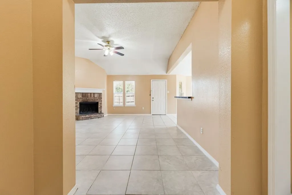 Single Family Residence For Sale in Dallas County , 1019 Balkan Drive, Lancaster, Texas 75134, 4 Bedrooms, 2 Bathrooms, 2 Garage spaces, 1,747 Sqft, built in 2002, Preowned, Price $284,900, mls#21256301, Real Estate Agent in Lancaster, Homes For Sale in Dallas county, Homes For Sale in Lancaster, Realtor in Lancaster Texas, Real Estate Brokerage Independent Realty Texas, Luminita Cordes Realtor