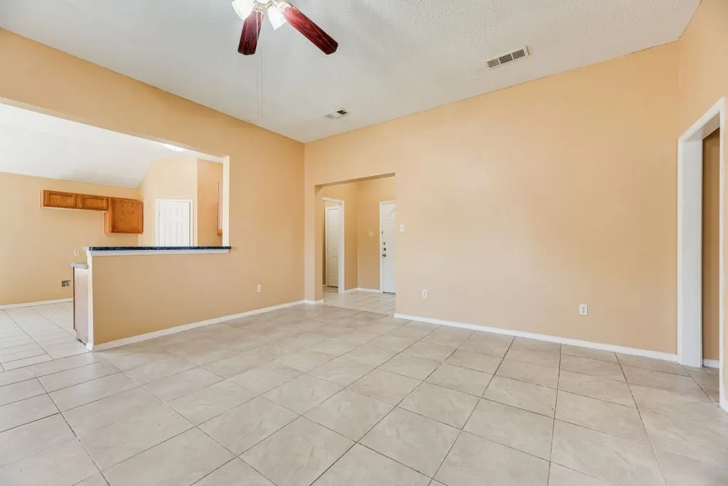 Single Family Residence For Sale in Dallas County , 1019 Balkan Drive, Lancaster, Texas 75134, 4 Bedrooms, 2 Bathrooms, 2 Garage spaces, 1,747 Sqft, built in 2002, Preowned, Price $284,900, mls#21256301, Real Estate Agent in Lancaster, Homes For Sale in Dallas county, Homes For Sale in Lancaster, Realtor in Lancaster Texas, Real Estate Brokerage Independent Realty Texas, Luminita Cordes Realtor
