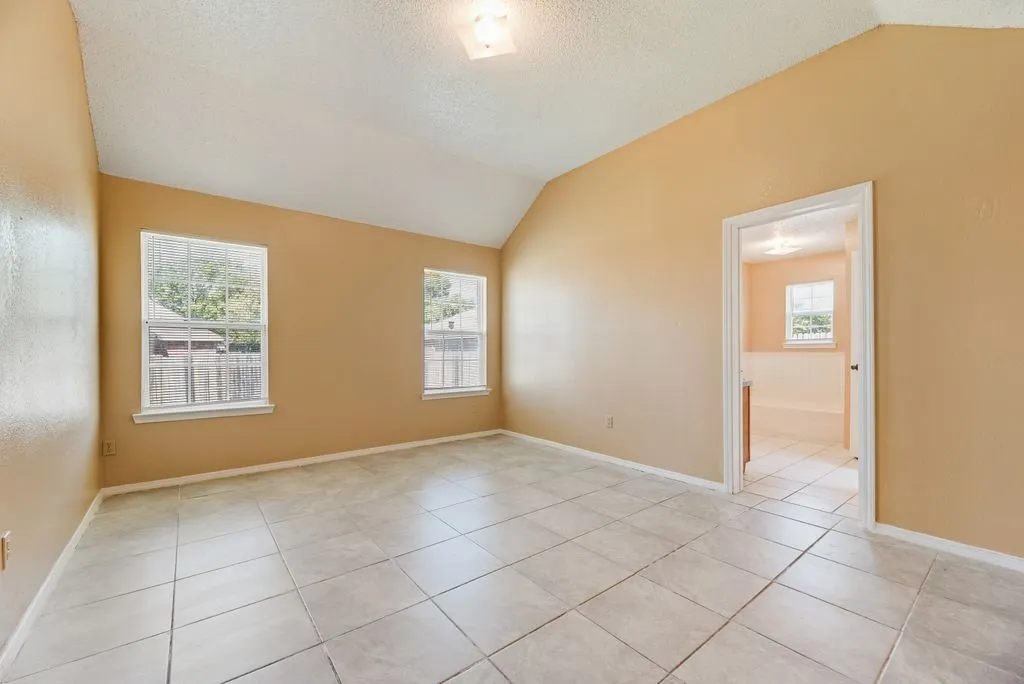 Single Family Residence For Sale in Dallas County , 1019 Balkan Drive, Lancaster, Texas 75134, 4 Bedrooms, 2 Bathrooms, 2 Garage spaces, 1,747 Sqft, built in 2002, Preowned, Price $284,900, mls#21256301, Real Estate Agent in Lancaster, Homes For Sale in Dallas county, Homes For Sale in Lancaster, Realtor in Lancaster Texas, Real Estate Brokerage Independent Realty Texas, Luminita Cordes Realtor