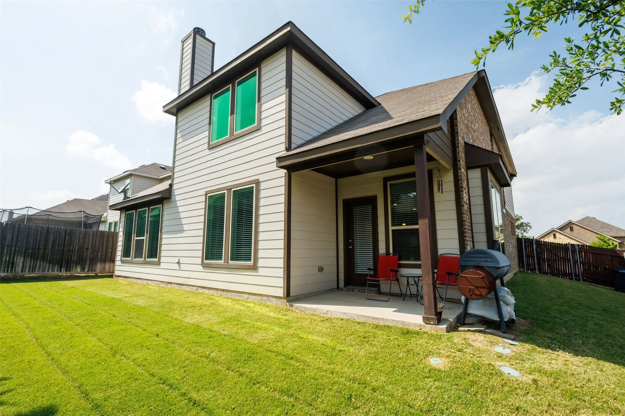 Single Family Residence For Sale in Tarrant County , 433 Windy Knoll Road, Fort Worth, Texas 76028, 3 Bedroom, 3 Bathroom, 2 Garage spaces, 2,604 Sqft, built in 2020, Preowned, mls#21246775, Real Estate Agent in Fort Worth, Homes For Sale in Tarrant county, Homes For Sale in Fort Worth, Realtor in Fort Worth Texas, Real Estate Brokerage Independent Realty Texas, Luminita Cordes Realtor
