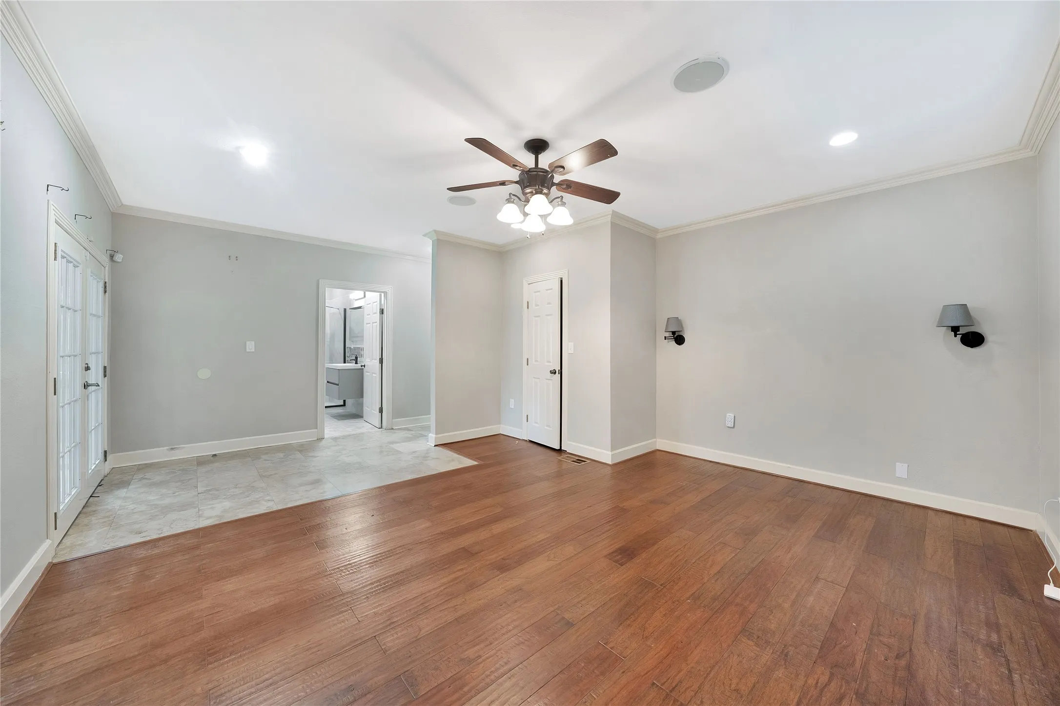 Single Family Residence For Sale in Dallas County , 6303 E Grand Avenue, Dallas, Texas 75223, 6 Bedroom, 3 Bathroom, Garage spaces, 3,366 Sqft, built in 1947, Preowned, mls#21255400, Real Estate Agent in Dallas, Homes For Sale in Dallas county, Homes For Sale in Dallas, Realtor in Dallas Texas, Real Estate Brokerage Independent Realty Texas, Luminita Cordes Realtor
